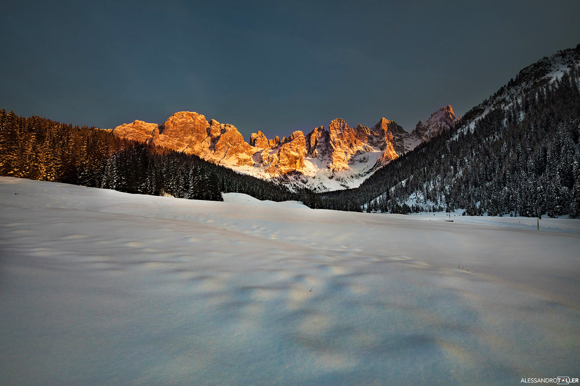 Canon EF 11-24mm F4L USM sample photo. Sunset photography
