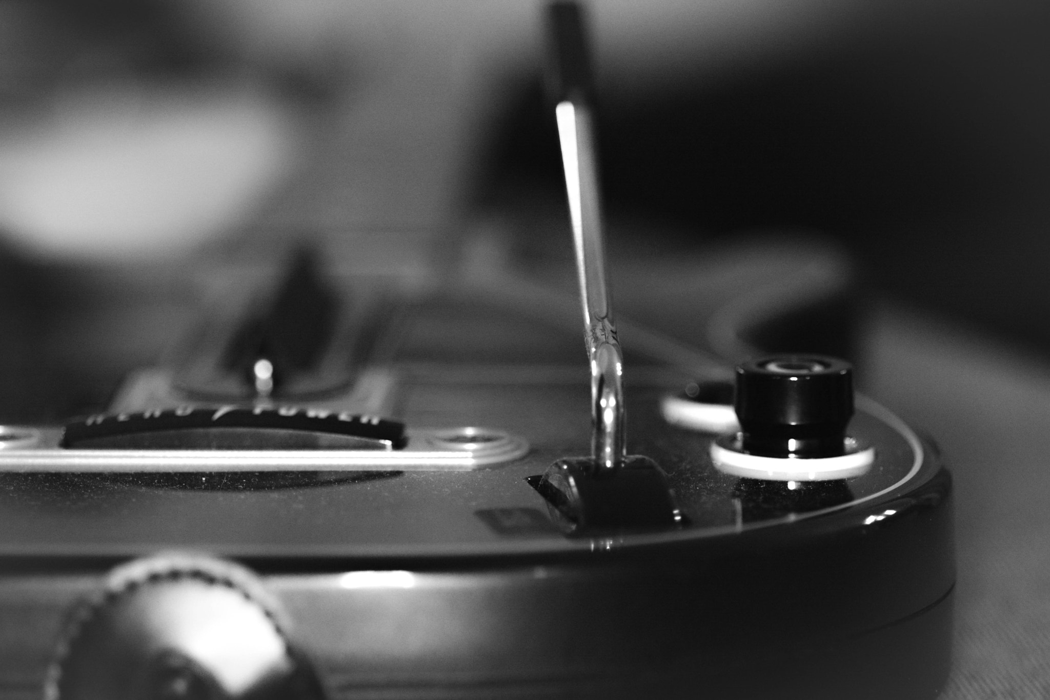 Nikon AF-S Micro-Nikkor 105mm F2.8G IF-ED VR sample photo. Guitar hero photography