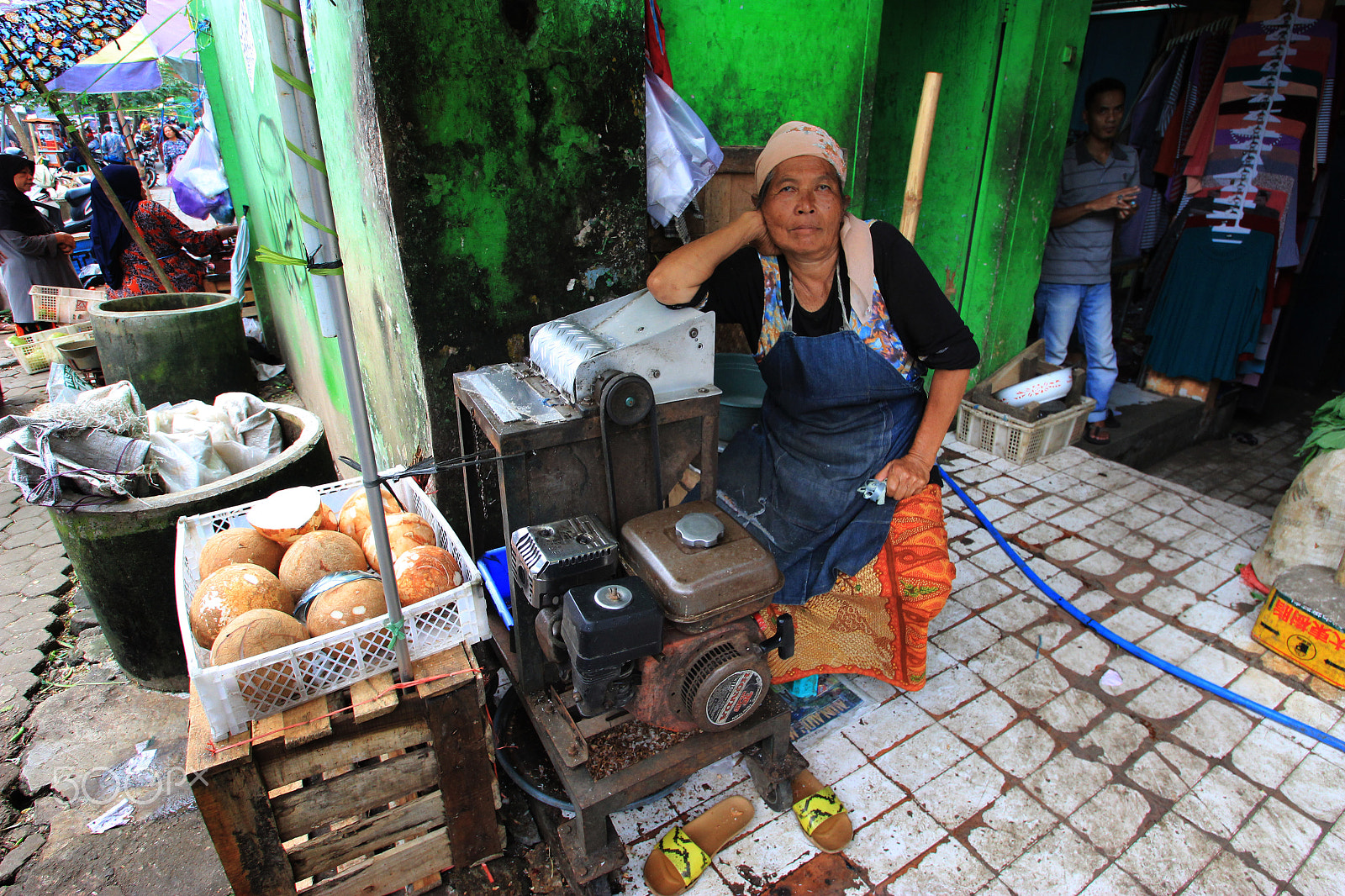 Sigma 10-20mm F3.5 EX DC HSM sample photo. Traditional market photography