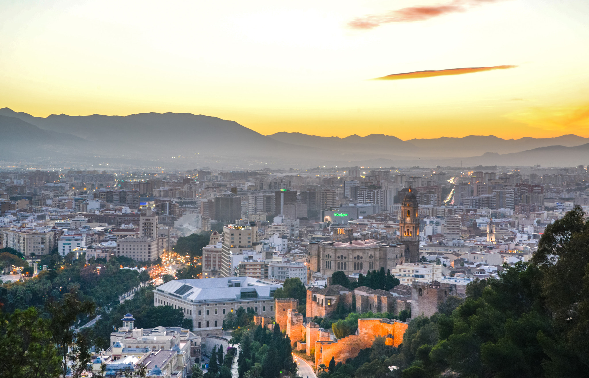 Nikon D600 + Sigma 24-70mm F2.8 EX DG Macro sample photo. Malaga cathedral sunset photography