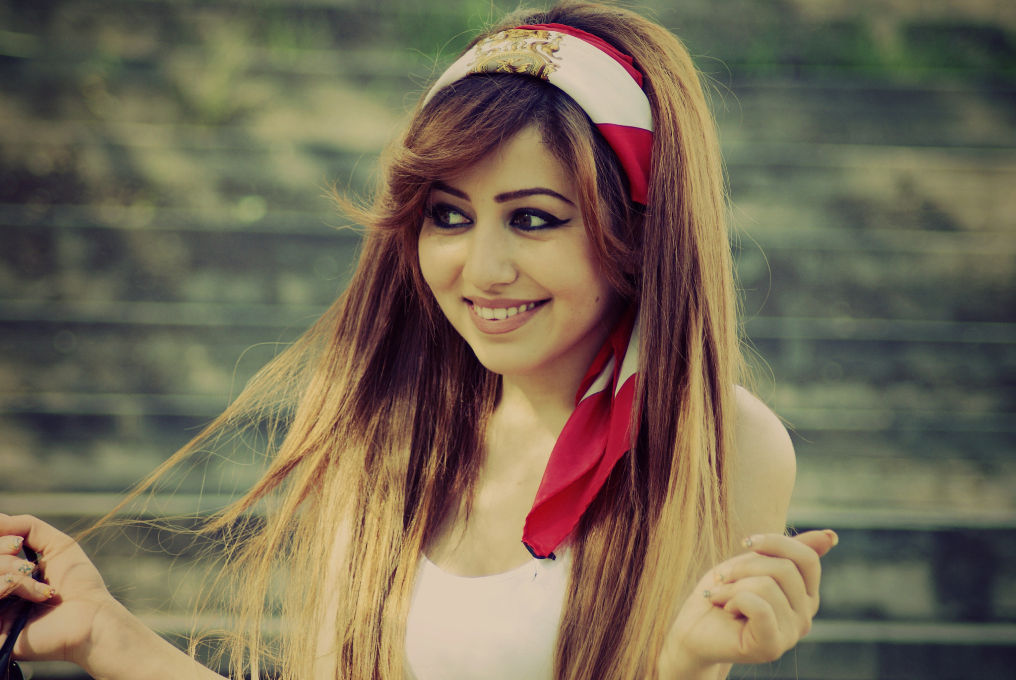 Sony Alpha DSLR-A200 sample photo. Attractive look photography