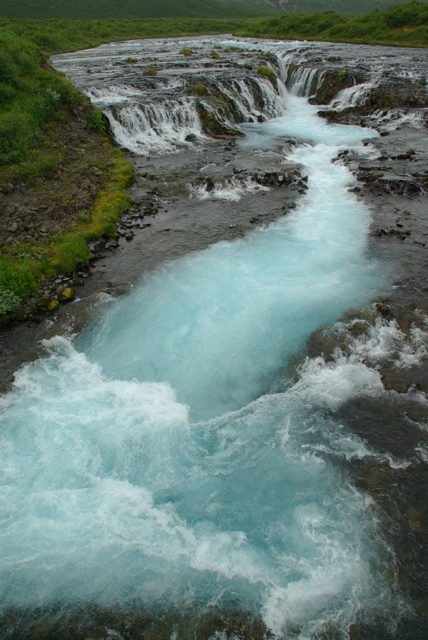 Pentax K10D + Tamron AF 18-200mm F3.5-6.3 XR Di II LD Aspherical (IF) Macro sample photo. Ijsland bruarfoss photography