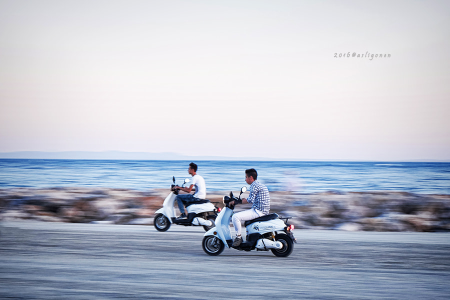 Fujifilm XC 16-50mm F3.5-5.6 OIS sample photo. Double photography