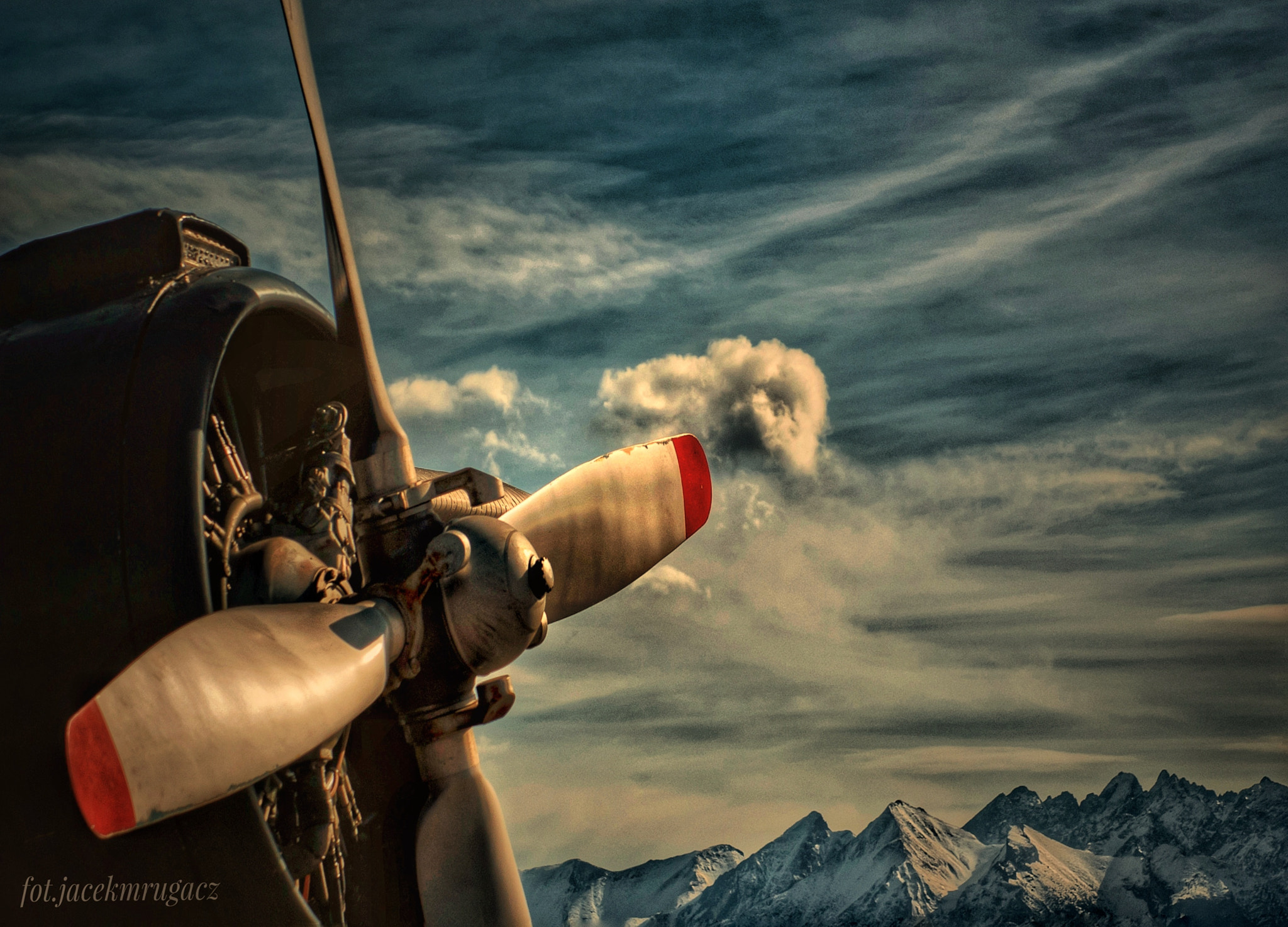 Sony Alpha DSLR-A330 sample photo. Old plane photography