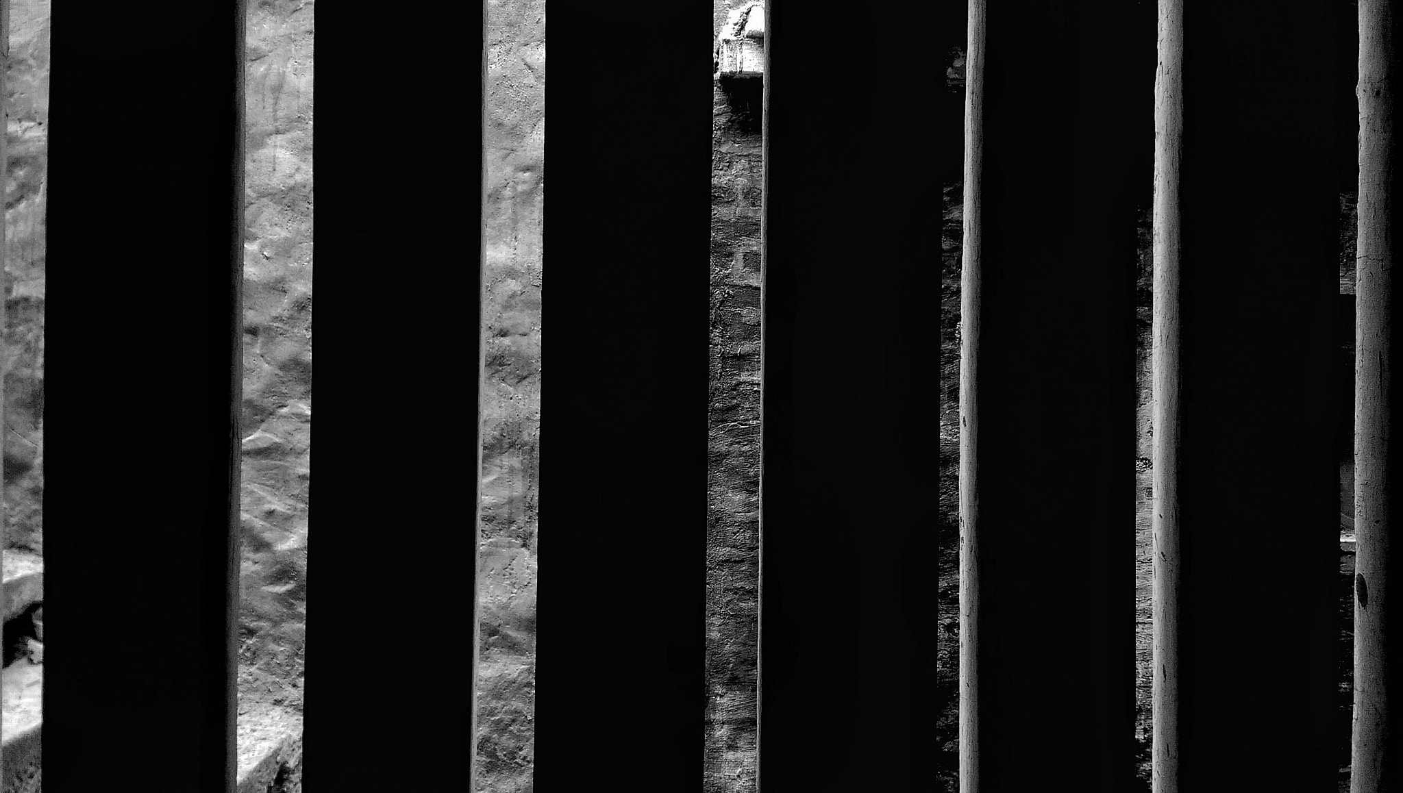 HTC ONE (M8) sample photo. Bars photography