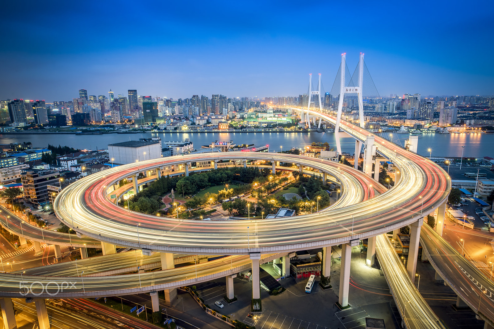 Sony a7R sample photo. Rush hour photography