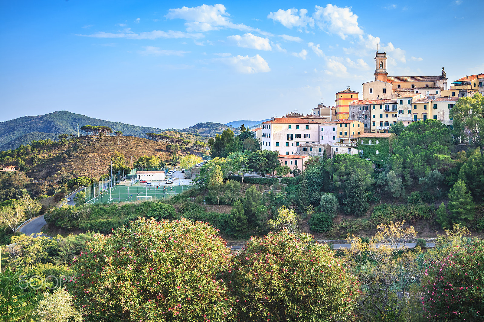 Canon EOS 5D + Canon EF 24-70mm F2.8L USM sample photo. Rio nell elba town photography
