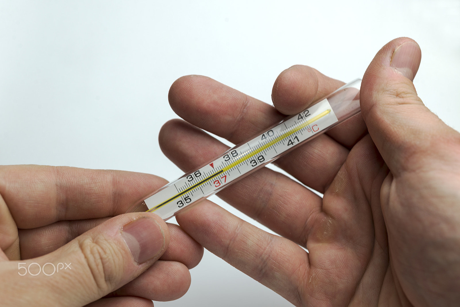 Nikon D600 + Nikon AF Micro-Nikkor 60mm F2.8D sample photo. Hand holds a thermometer. photography