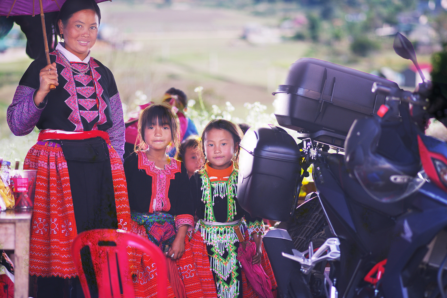 Pentax 645D sample photo. Fashion of the h' mong vietnam photography