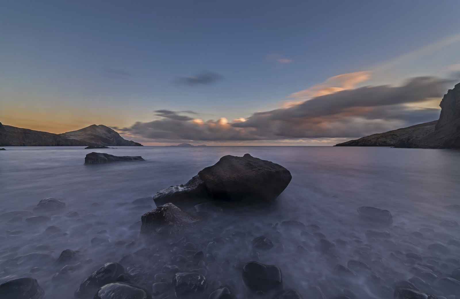 Sigma 12-24mm F4.5-5.6 II DG HSM sample photo. In the sea blue photography