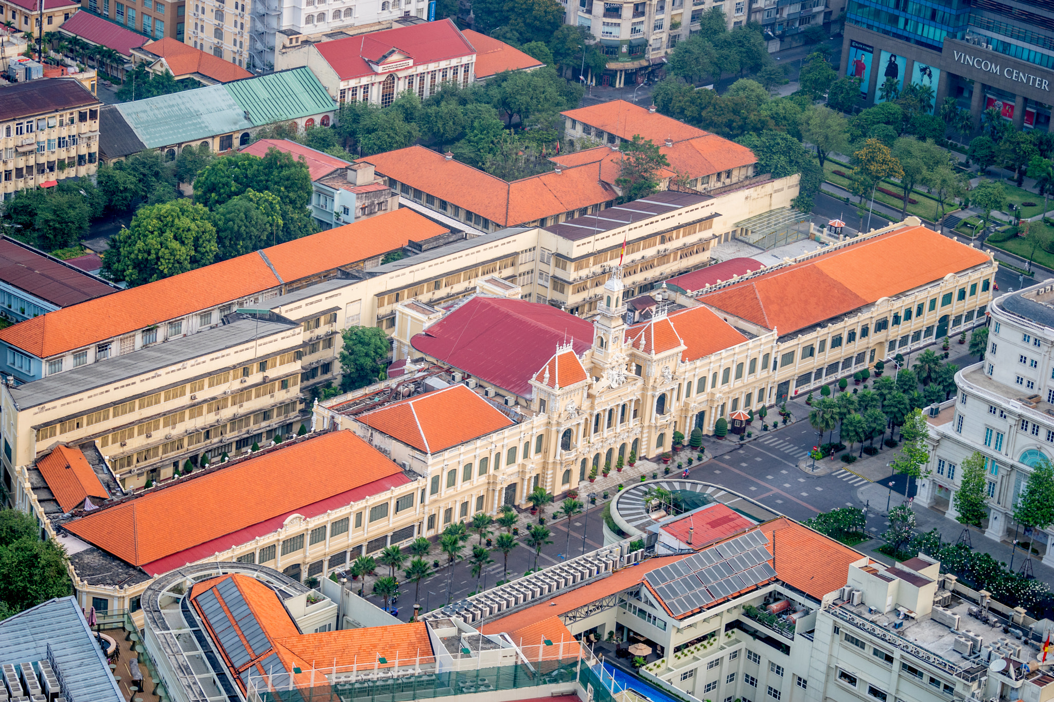 Sony a7 + Sony FE 70-200mm F4 G OSS sample photo. Ho chi minh people's committee photography