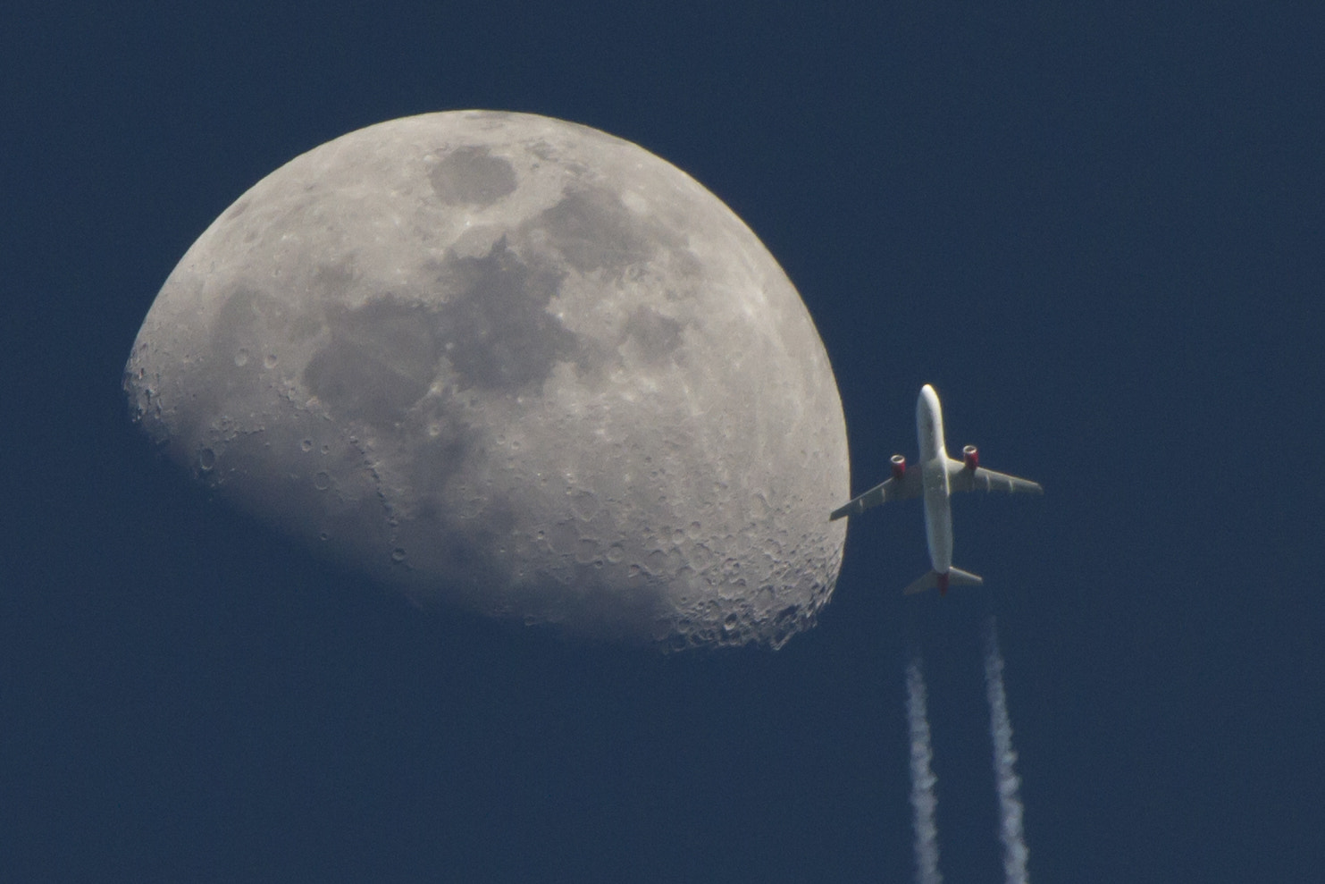 Canon EF 70-200mm F2.8L IS II USM sample photo. The virgin moon over phoenix arizona photography