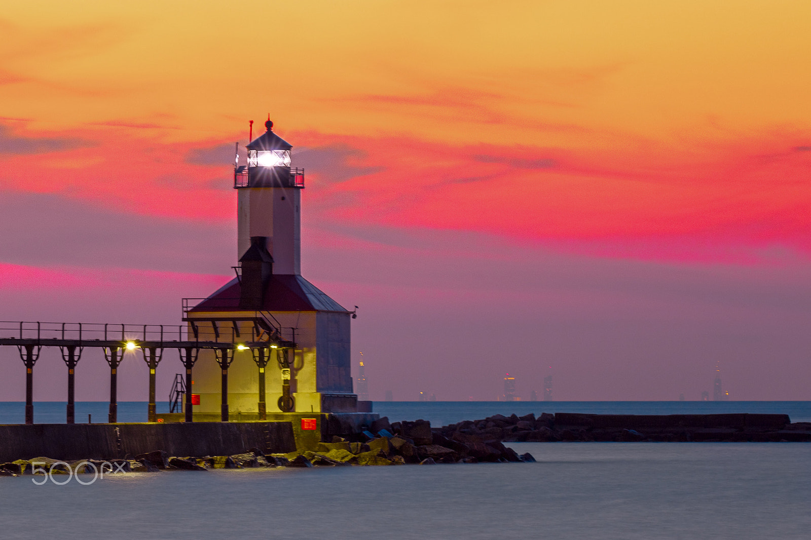 Canon EOS 5DS R sample photo. Skyscrapers on the horizon photography