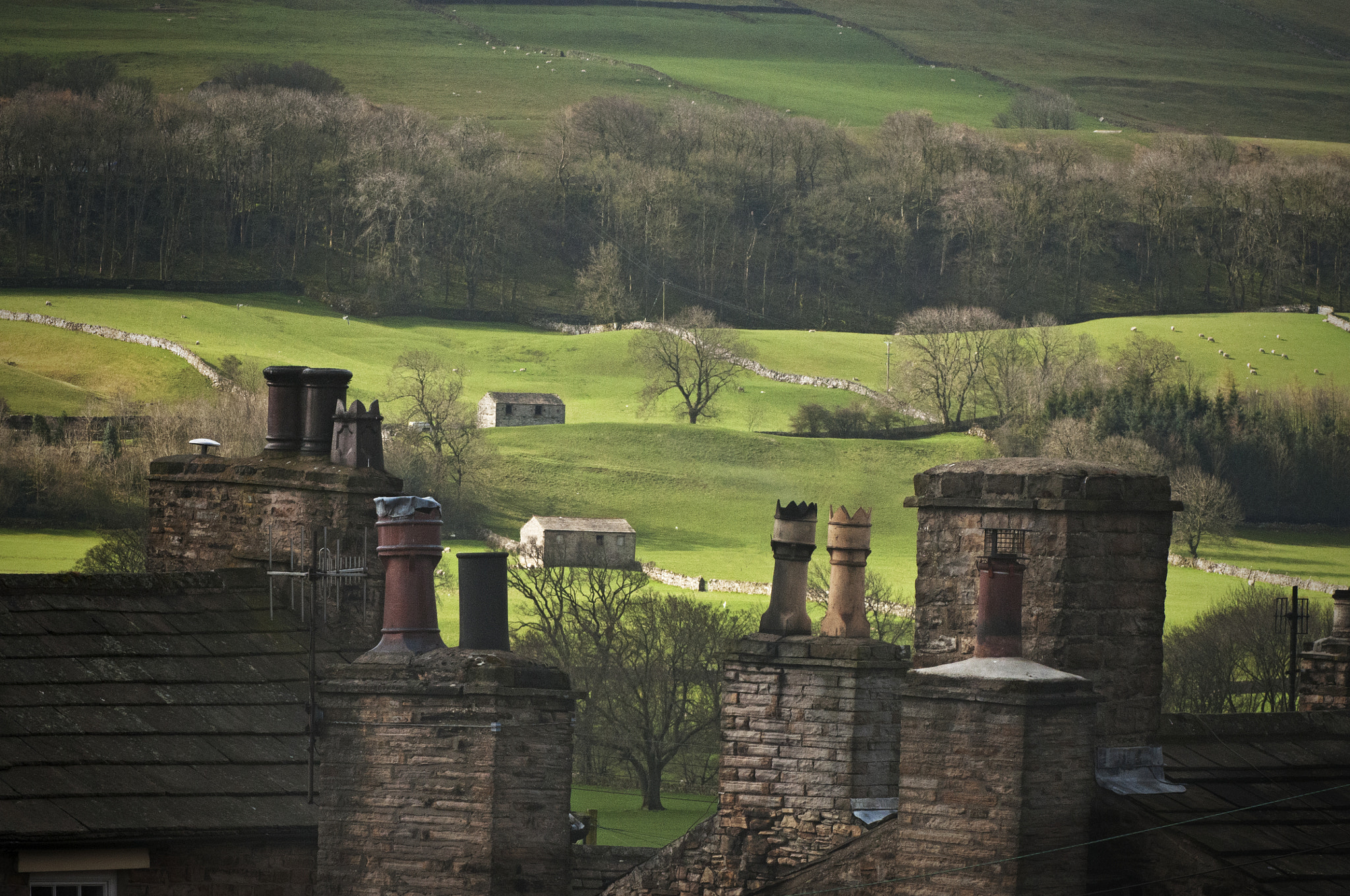 Nikon D300 sample photo. Askrigg chimneys photography