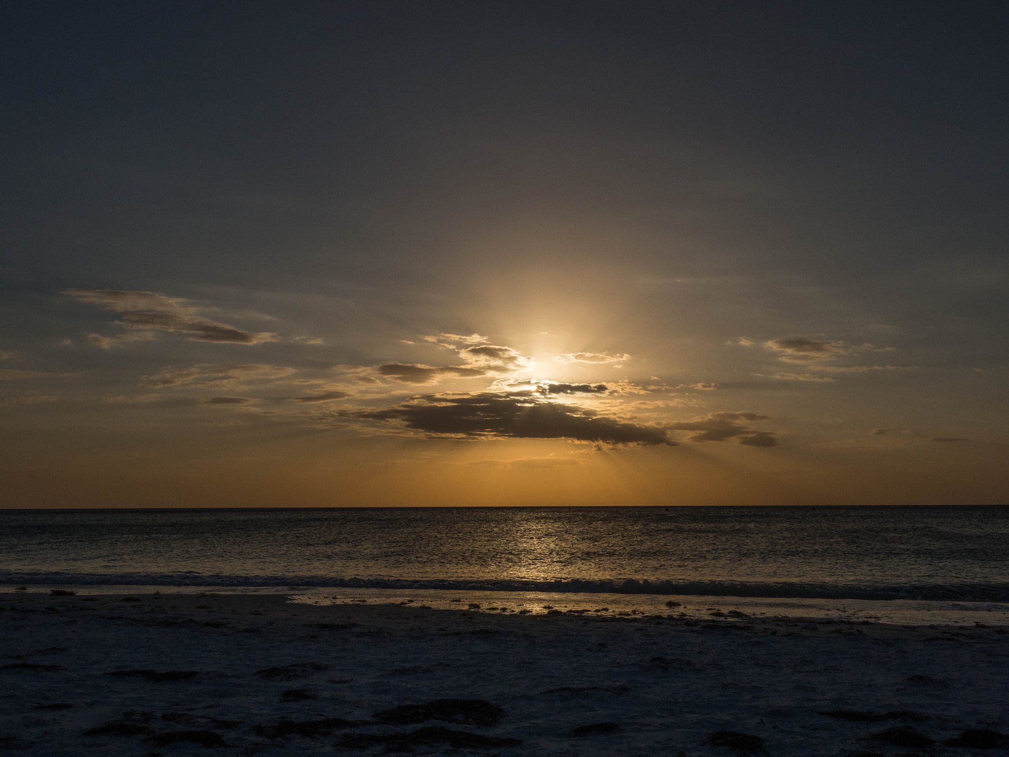 Olympus OM-D E-M1 Mark II + Olympus M.Zuiko Digital ED 12-40mm F2.8 Pro sample photo. Pre-sunset sunset. photography
