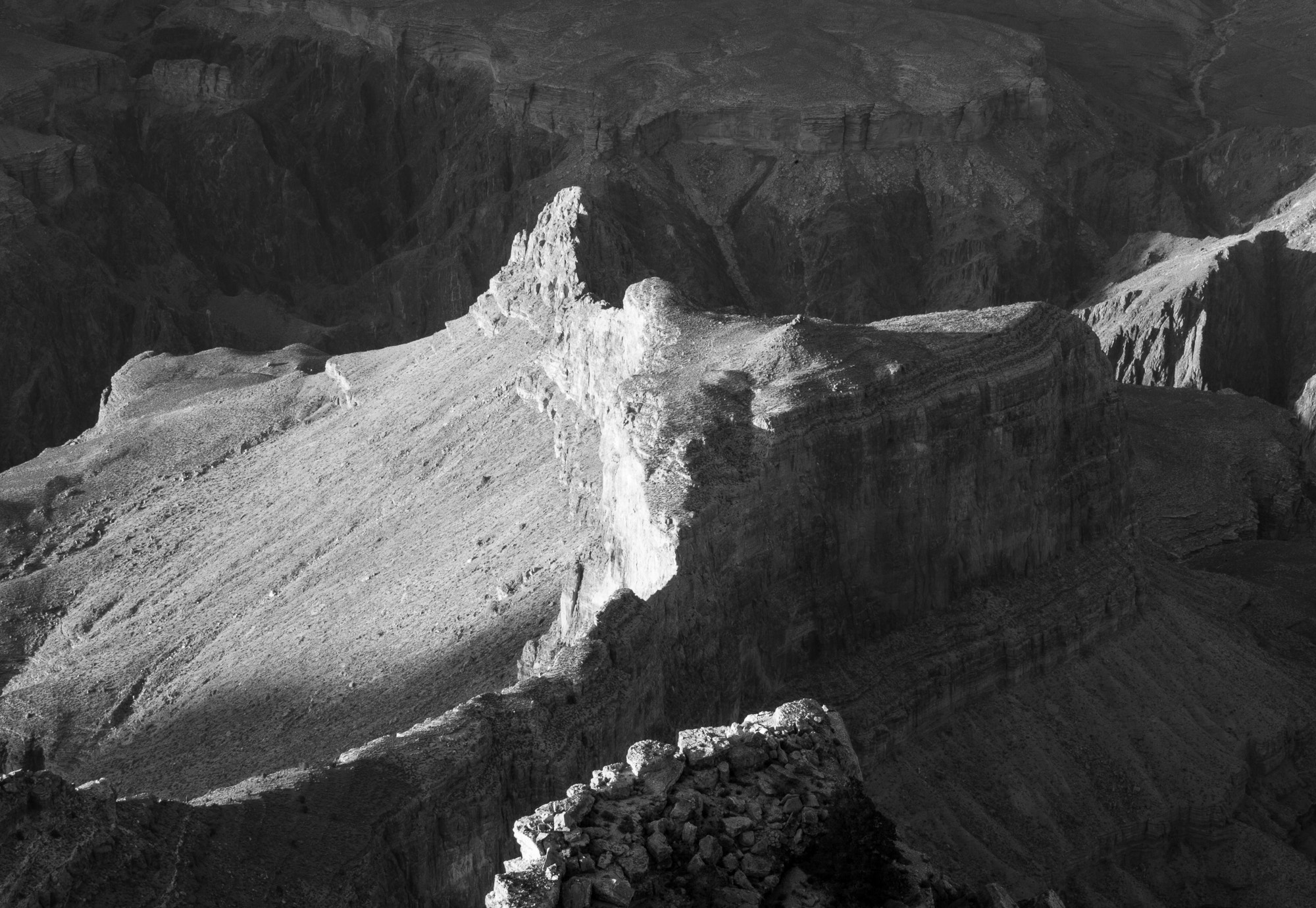Canon EOS 5D + Canon EF 70-200mm F2.8L USM sample photo. Grand canyon b&w photography