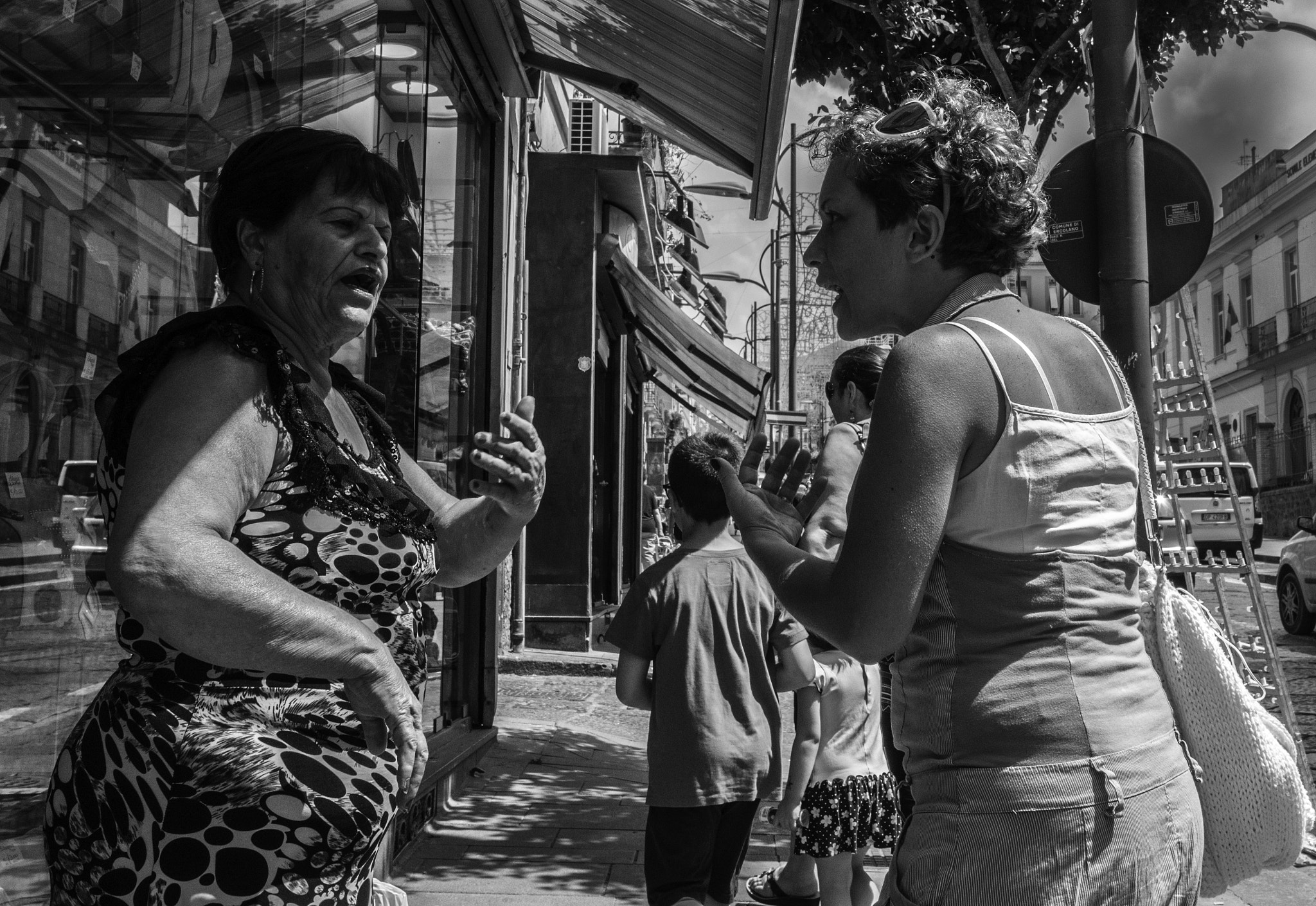 Nikon D7200 sample photo. Gestures in napoli photography