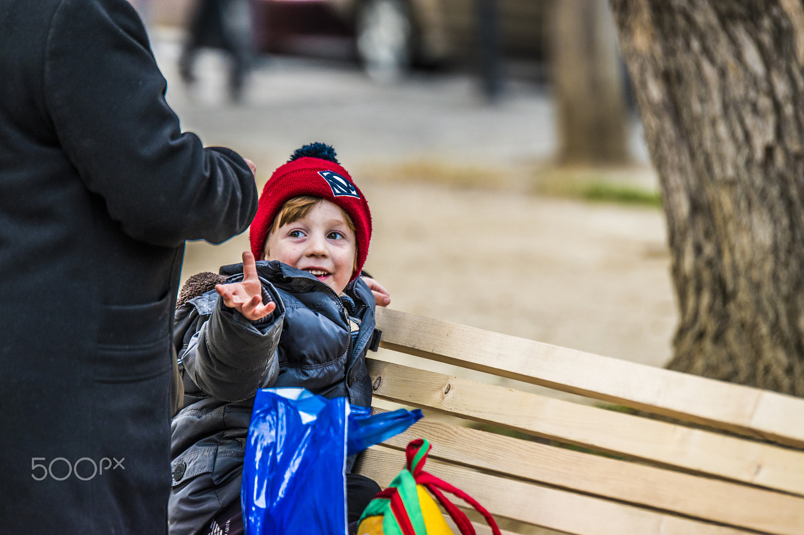 Nikon AF-S Nikkor 70-200mm F2.8G ED VR II sample photo. Happy kid photography