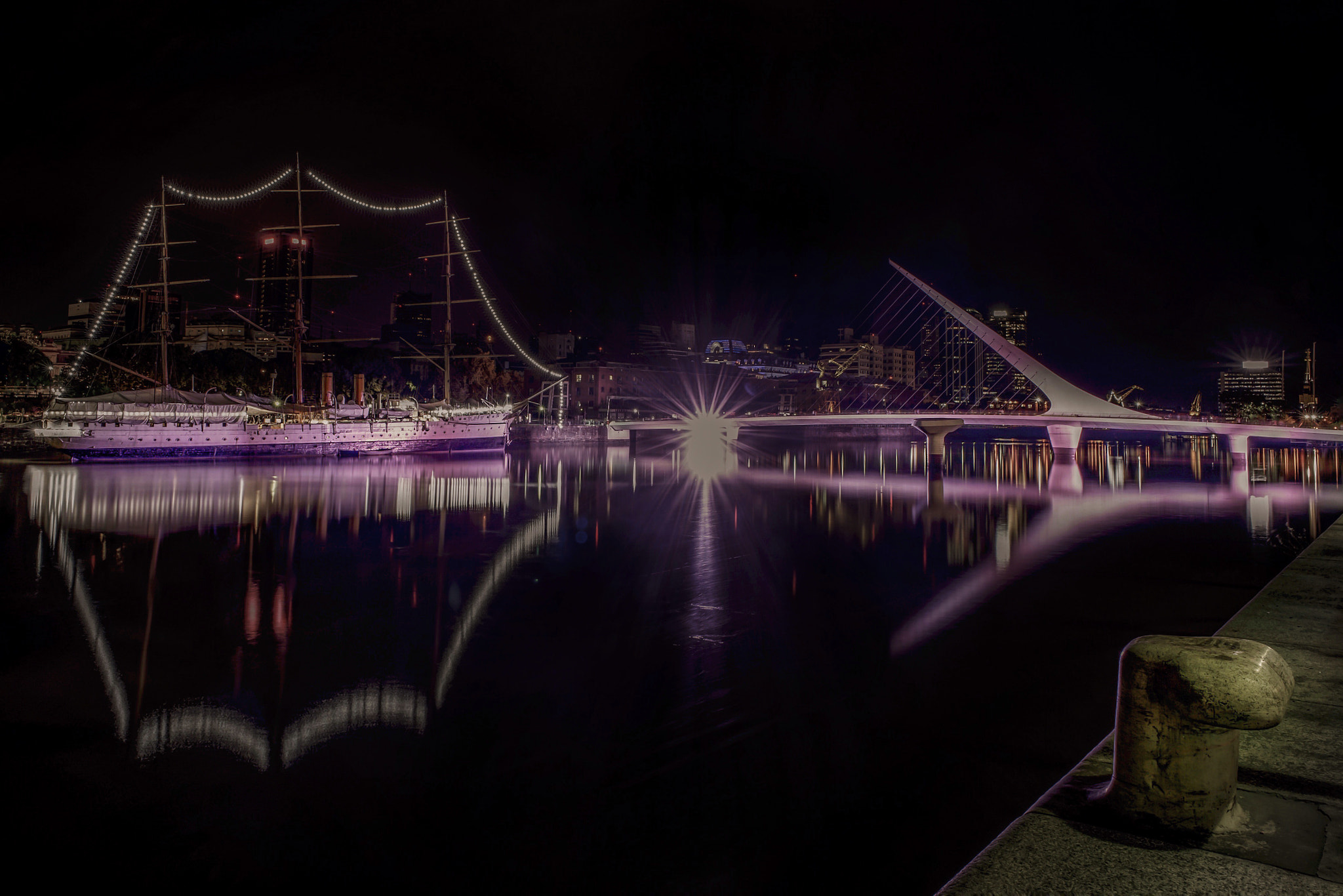 Sony a7R II + ZEISS Batis 25mm F2 sample photo. Dark madero photography
