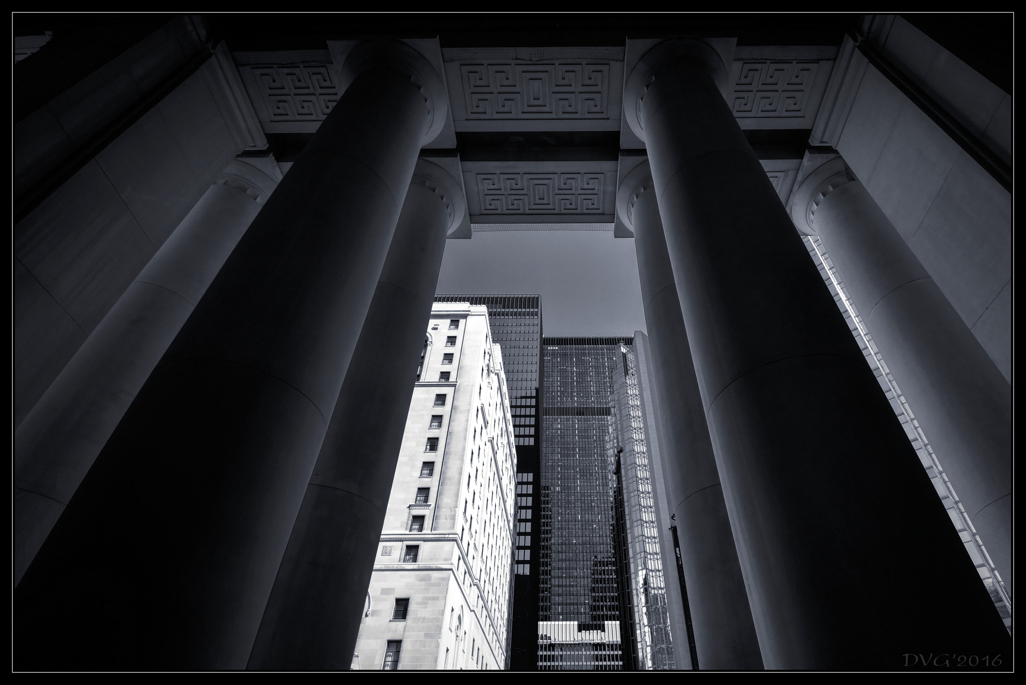 Nikon D5500 sample photo. Monumental entrance photography