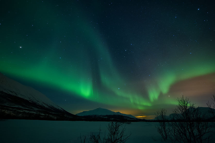 Nikon D3S sample photo. Northern lights photography
