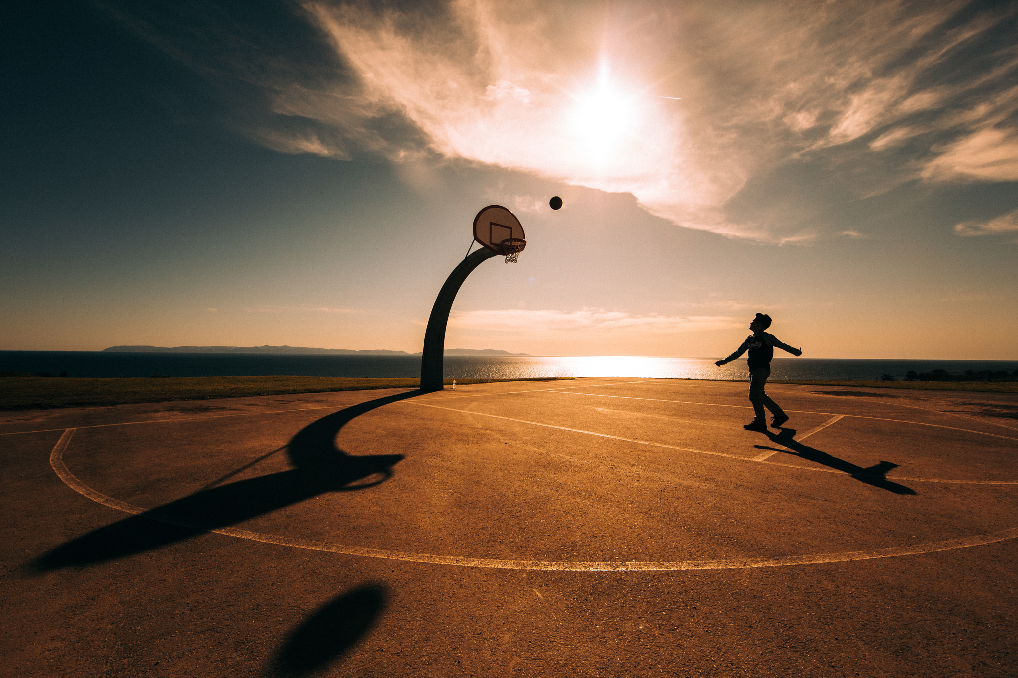Canon EF 14mm F2.8L II USM sample photo. Ball is life photography