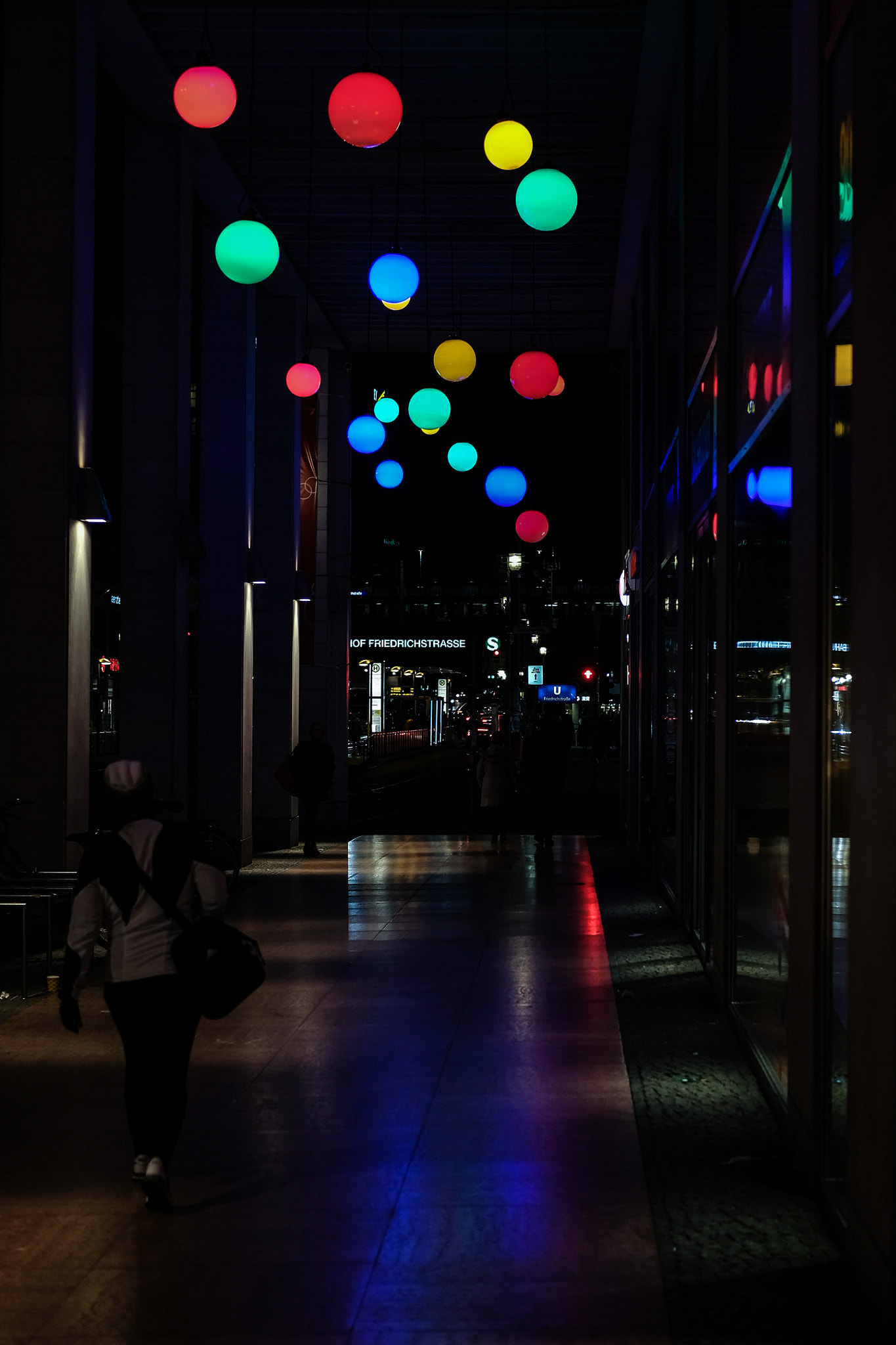 Fujifilm X-Pro2 + Fujifilm XF 35mm F2 R WR sample photo. Paint balls photography