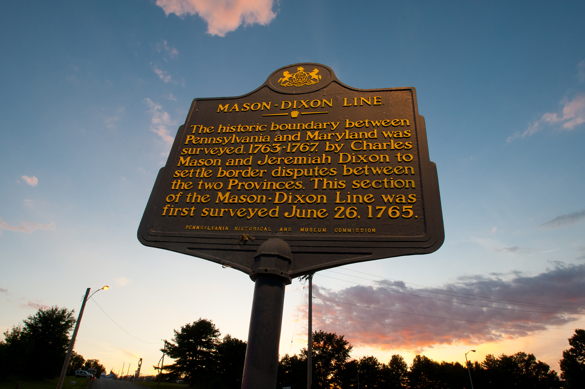 Nikon AF-S Nikkor 17-35mm F2.8D ED-IF sample photo. Mason dixon line sign marker photography