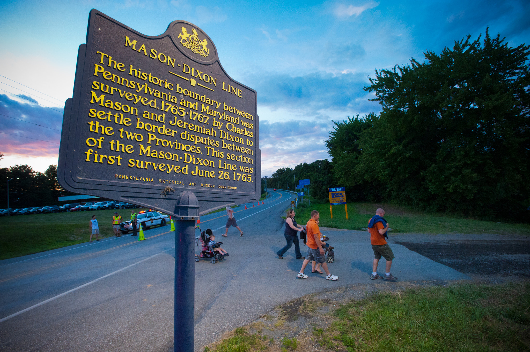Nikon AF-S Nikkor 17-35mm F2.8D ED-IF sample photo. Mason dixon line sign marker photography