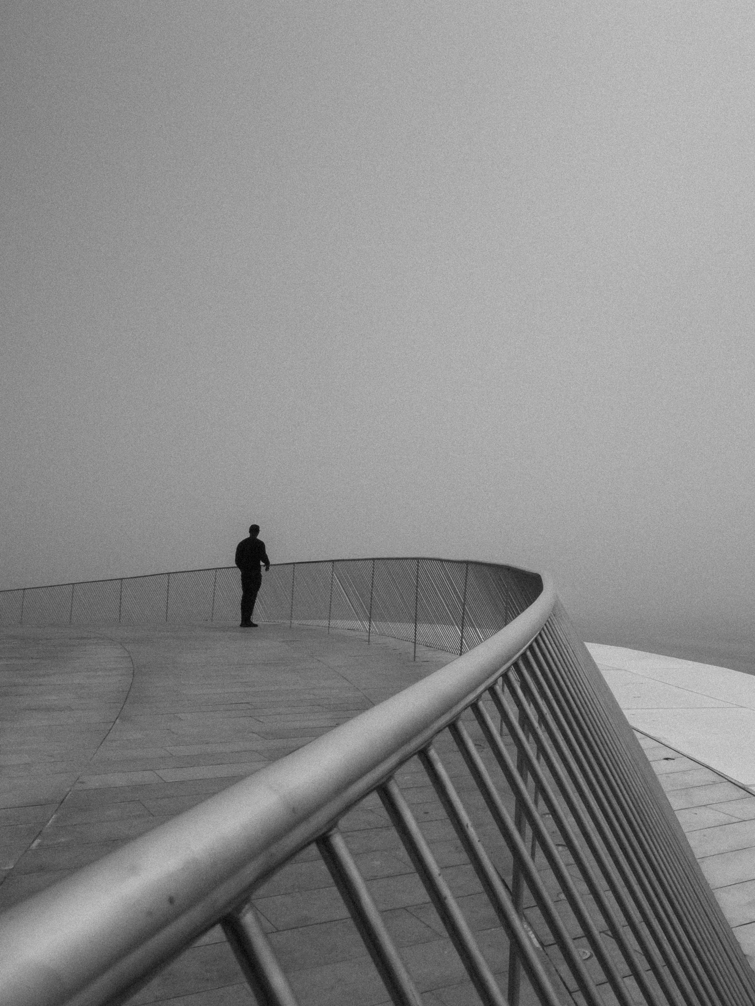 Olympus OM-D E-M10 + Olympus M.Zuiko Digital ED 12-40mm F2.8 Pro sample photo. Minimalism photography