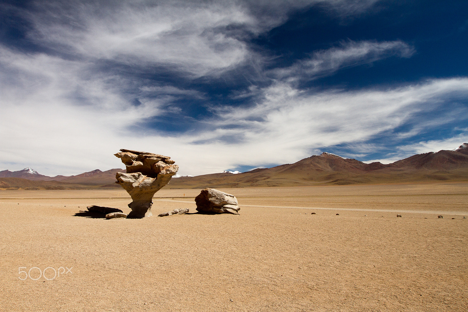 Canon EOS 7D + Canon EF 16-35mm F2.8L II USM sample photo. Rock formation on sunny day, atacama desert, chile photography