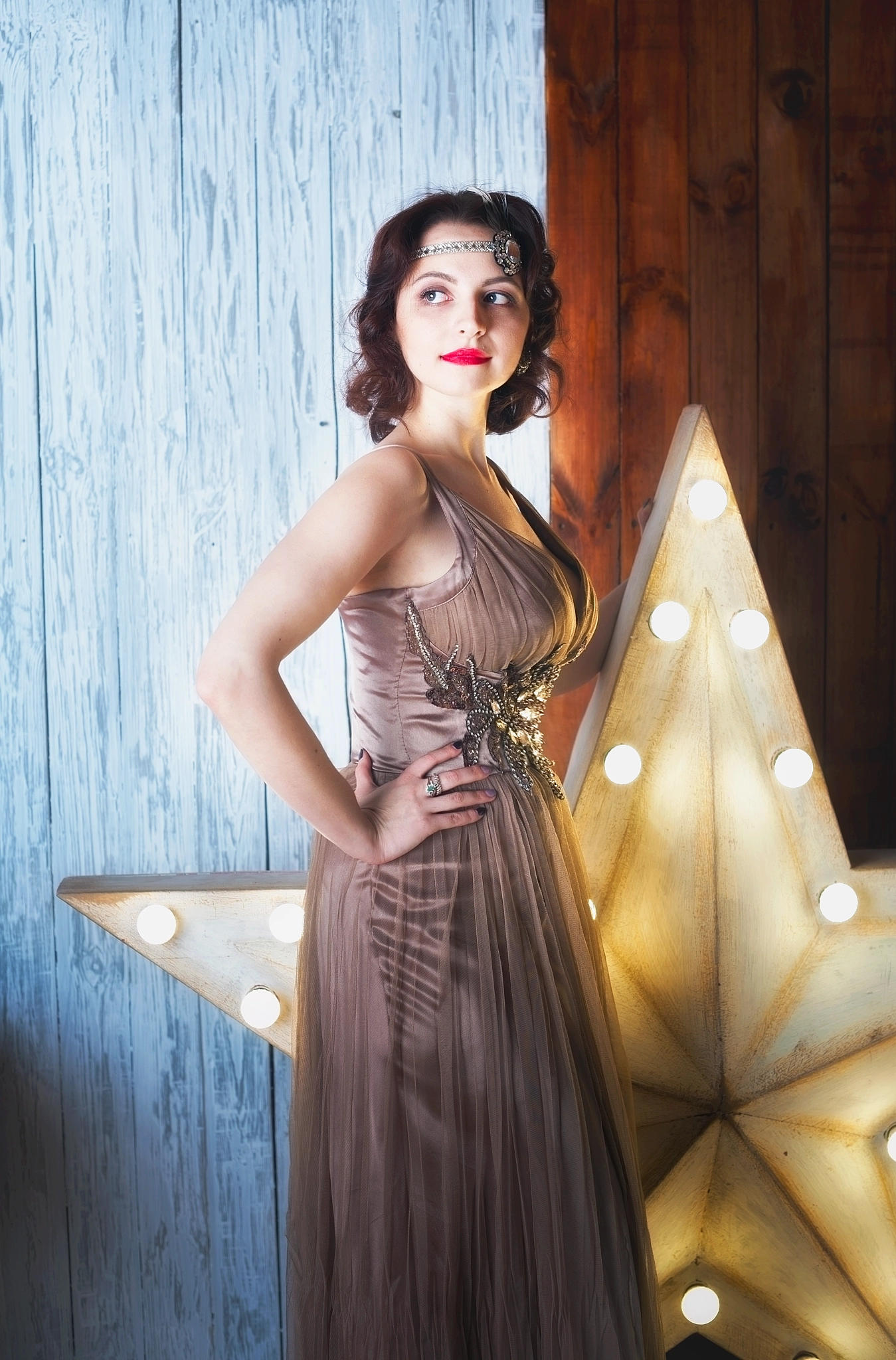 Nikon D700 + Nikon AF-S Nikkor 50mm F1.4G sample photo. Beautiful girl in a vintage style photography