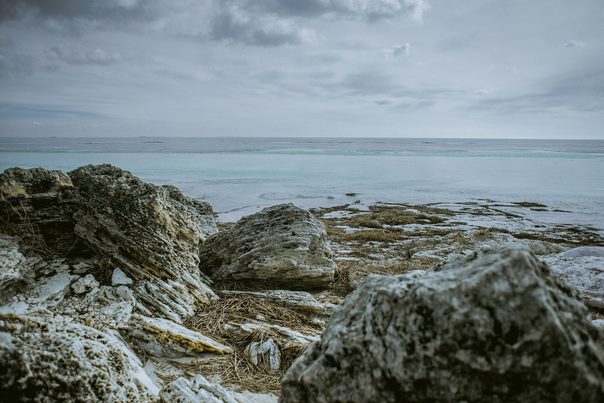 Nikon AF Nikkor 24mm F2.8D sample photo. Bad weather photography