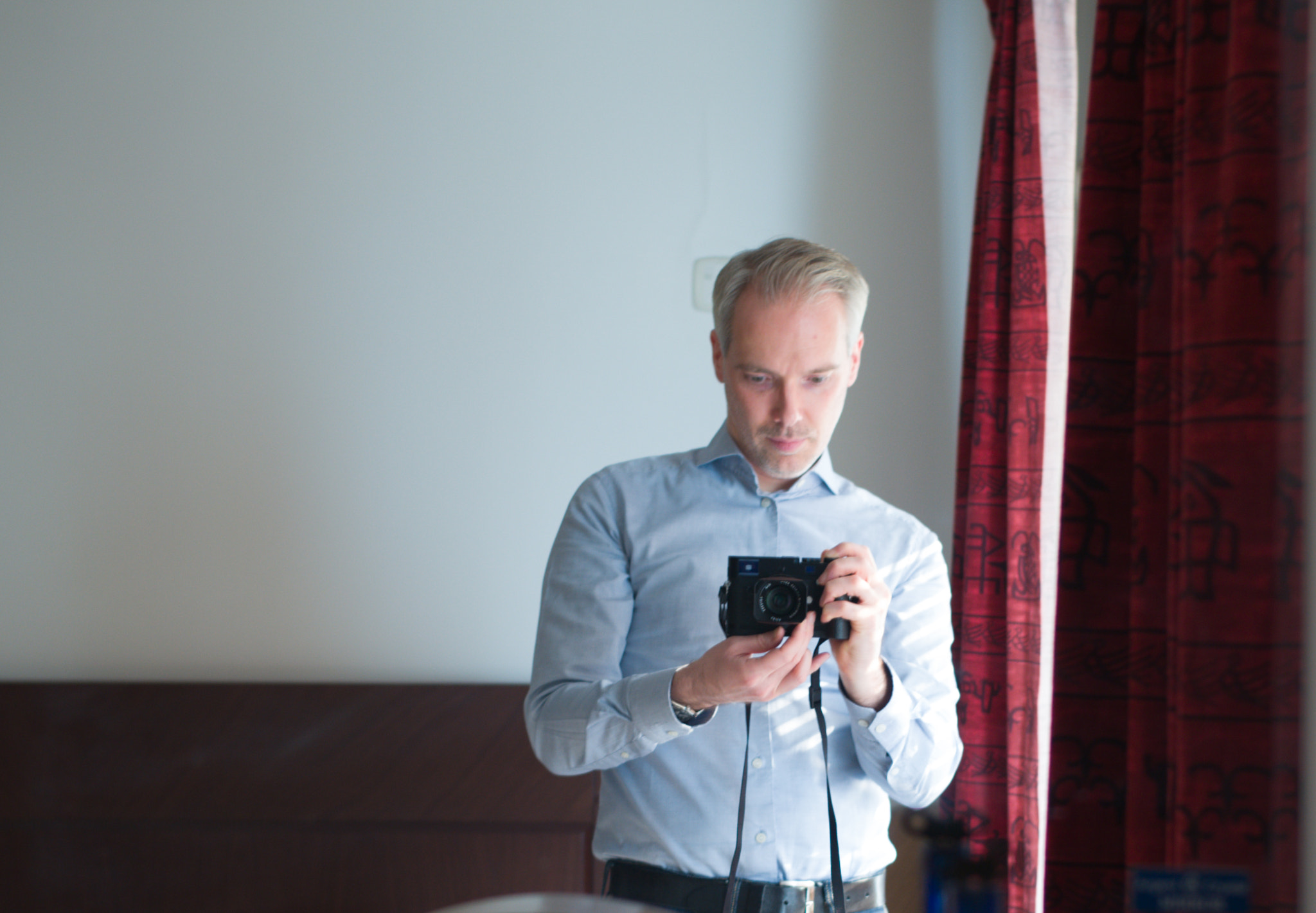 Leica Summilux-M 35mm F1.4 ASPH sample photo. Self portrait in beijing photography
