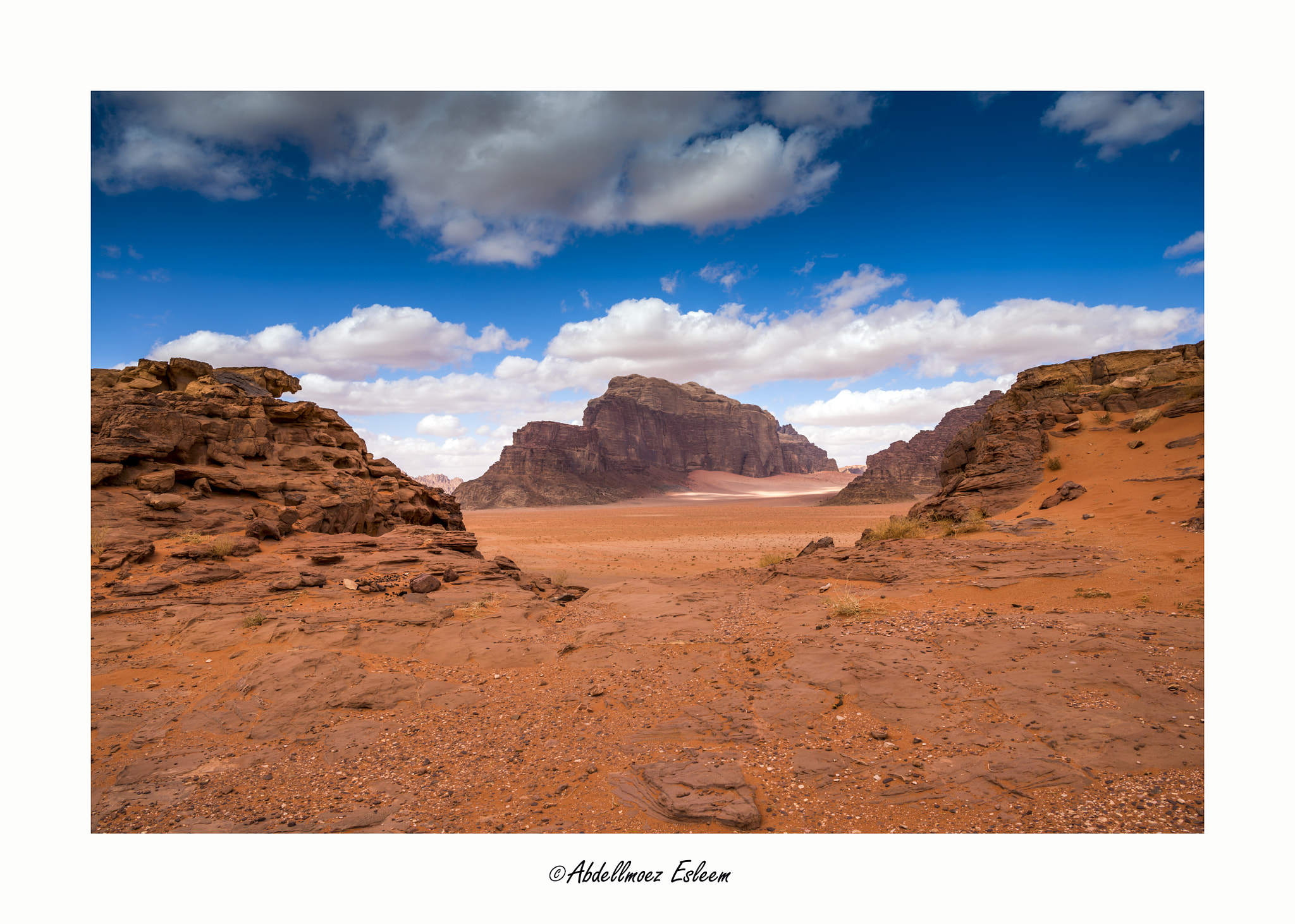 Nikon AF-S Nikkor 24-70mm F2.8E ED VR sample photo. Wadi rum mountains photography