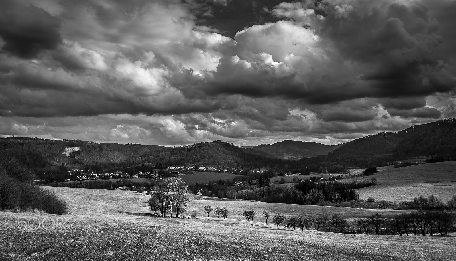 Canon EOS 70D + Canon EF 17-40mm F4L USM sample photo. Hukvaldy photography