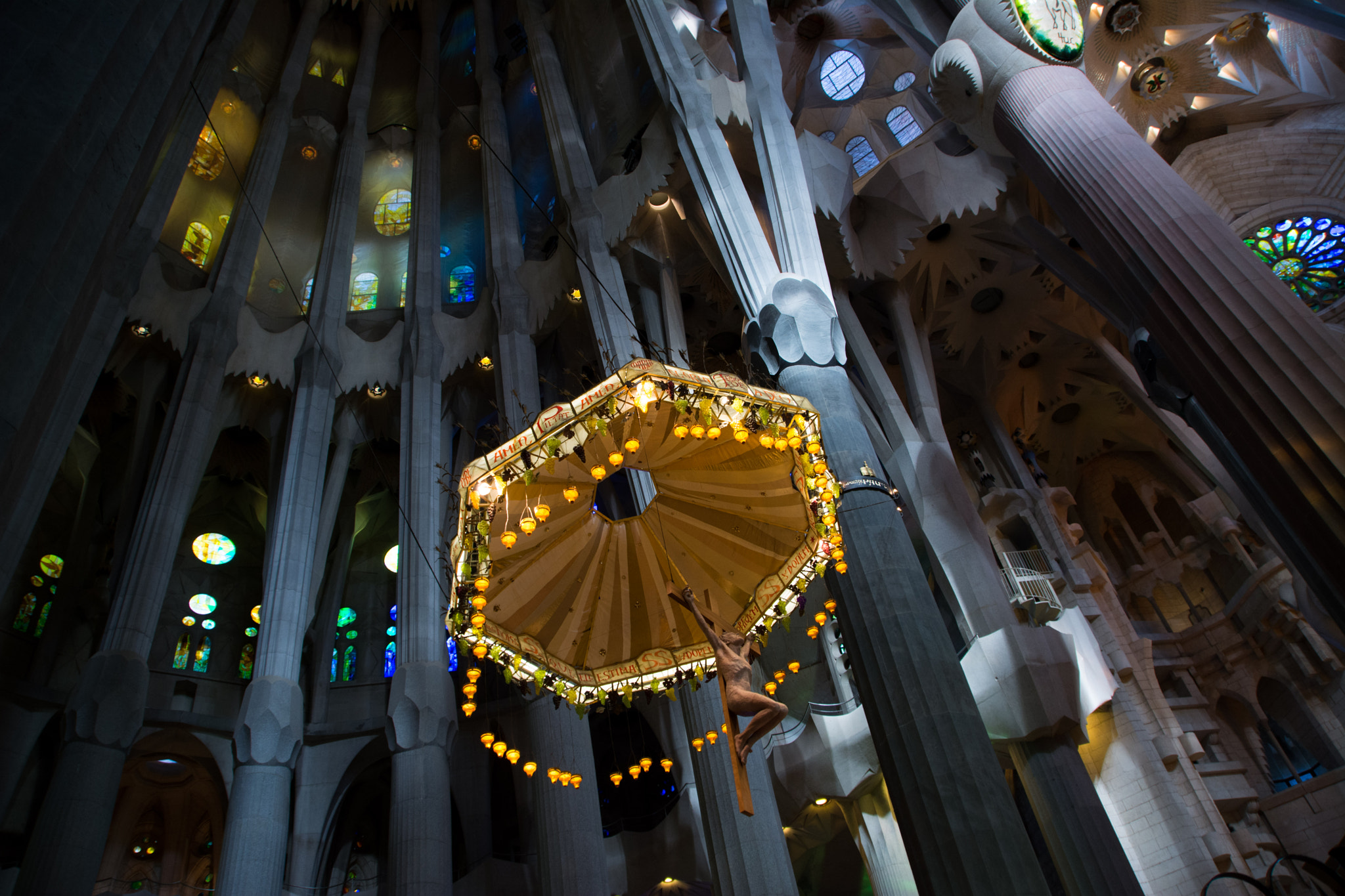 Nikon D7100 + Sigma 18-250mm F3.5-6.3 DC OS HSM sample photo. Cristo en la sagrada familia. photography