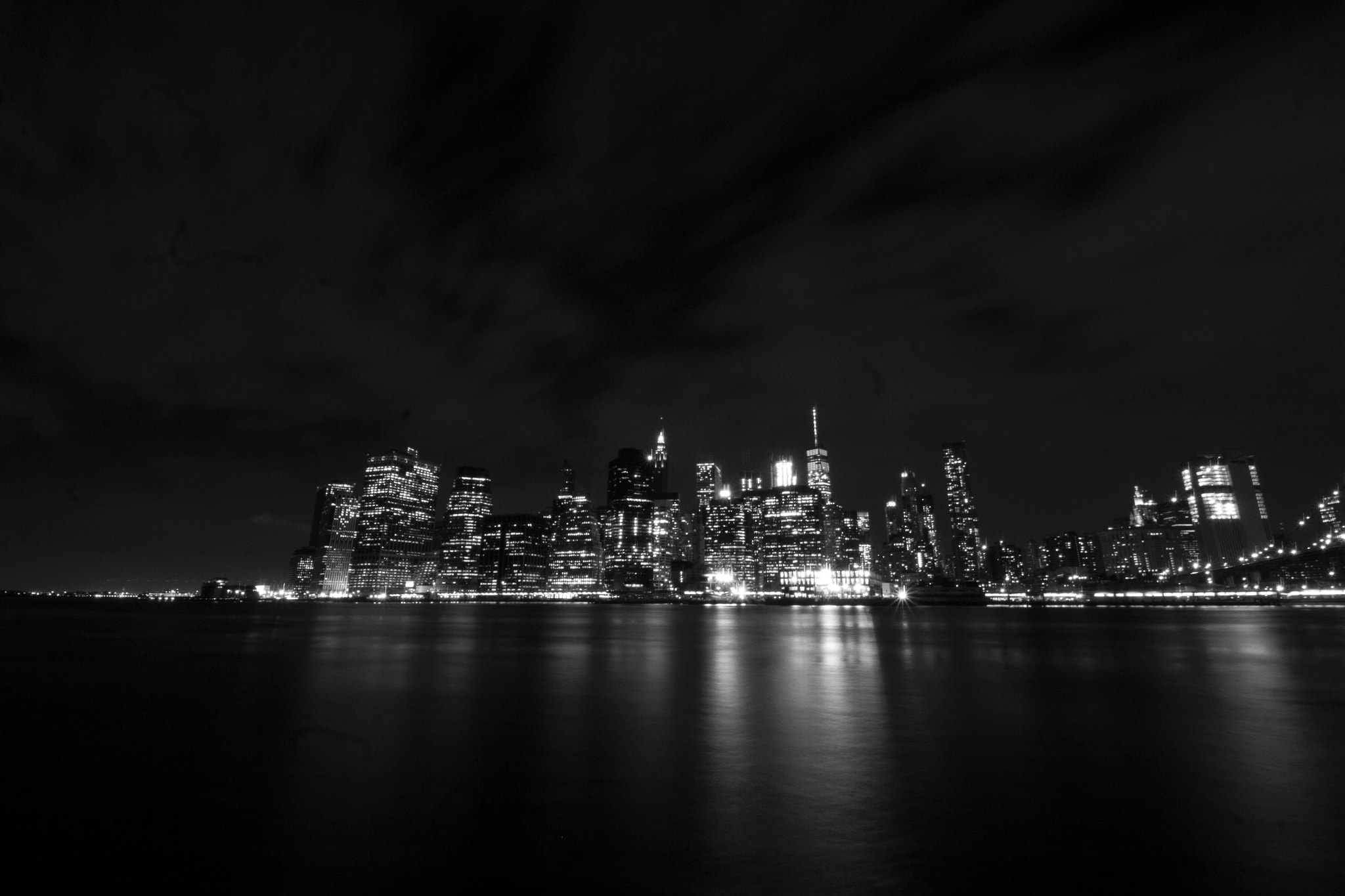 Canon EOS 700D (EOS Rebel T5i / EOS Kiss X7i) + Canon EF-S 10-18mm F4.5–5.6 IS STM sample photo. City at night . nyc photography
