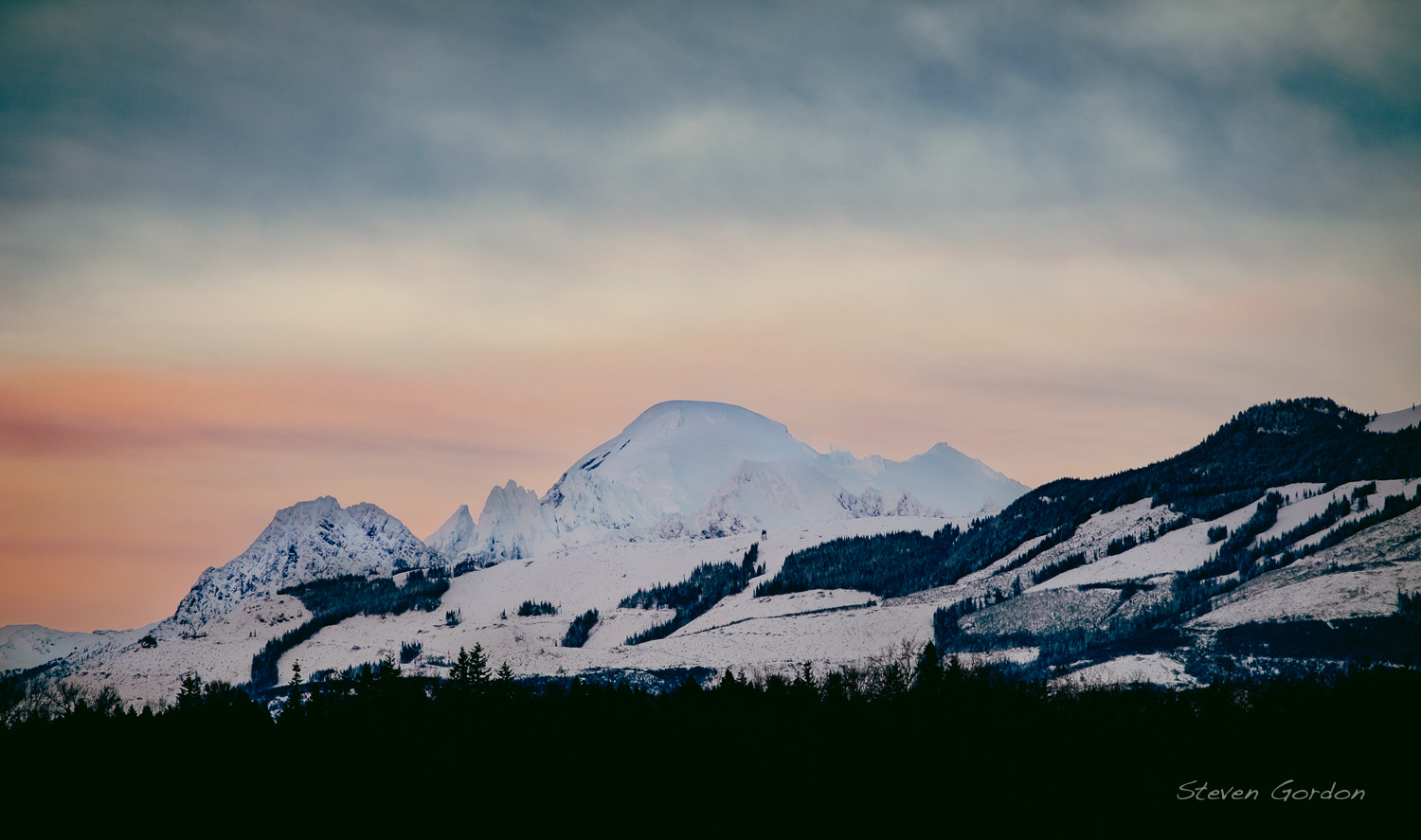 XF50-140mmF2.8 R LM OIS WR + 1.4x sample photo. Mt baker sunset glow photography