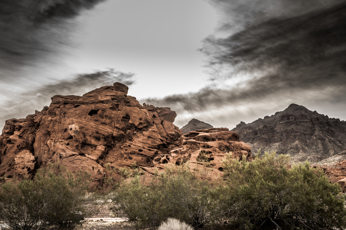 Sony a7R + Sony FE 24-240mm F3.5-6.3 OSS sample photo. Dark side photography