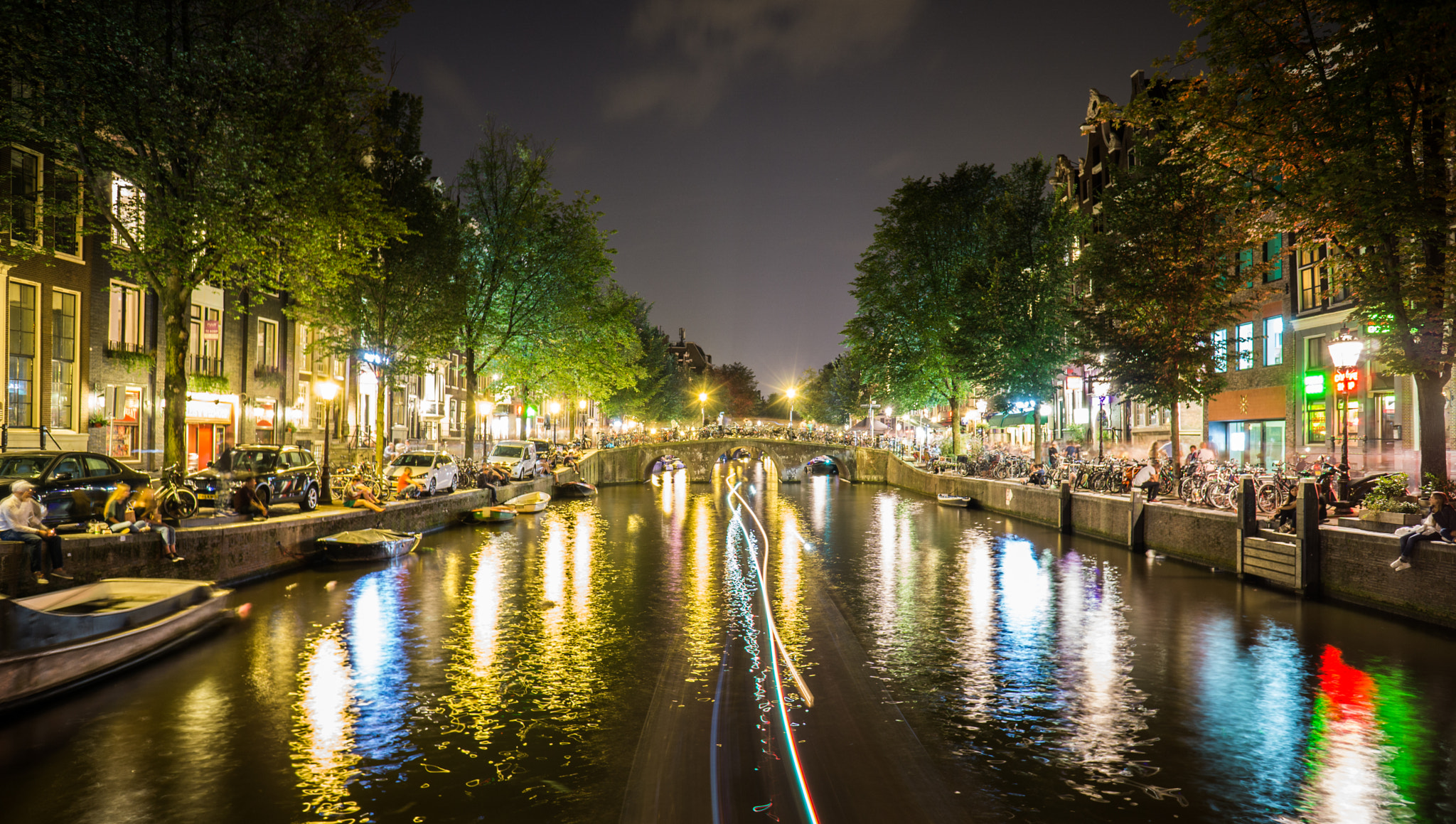 Sony a6000 + Sony E 16mm F2.8 sample photo. Red light district amsterdam photography