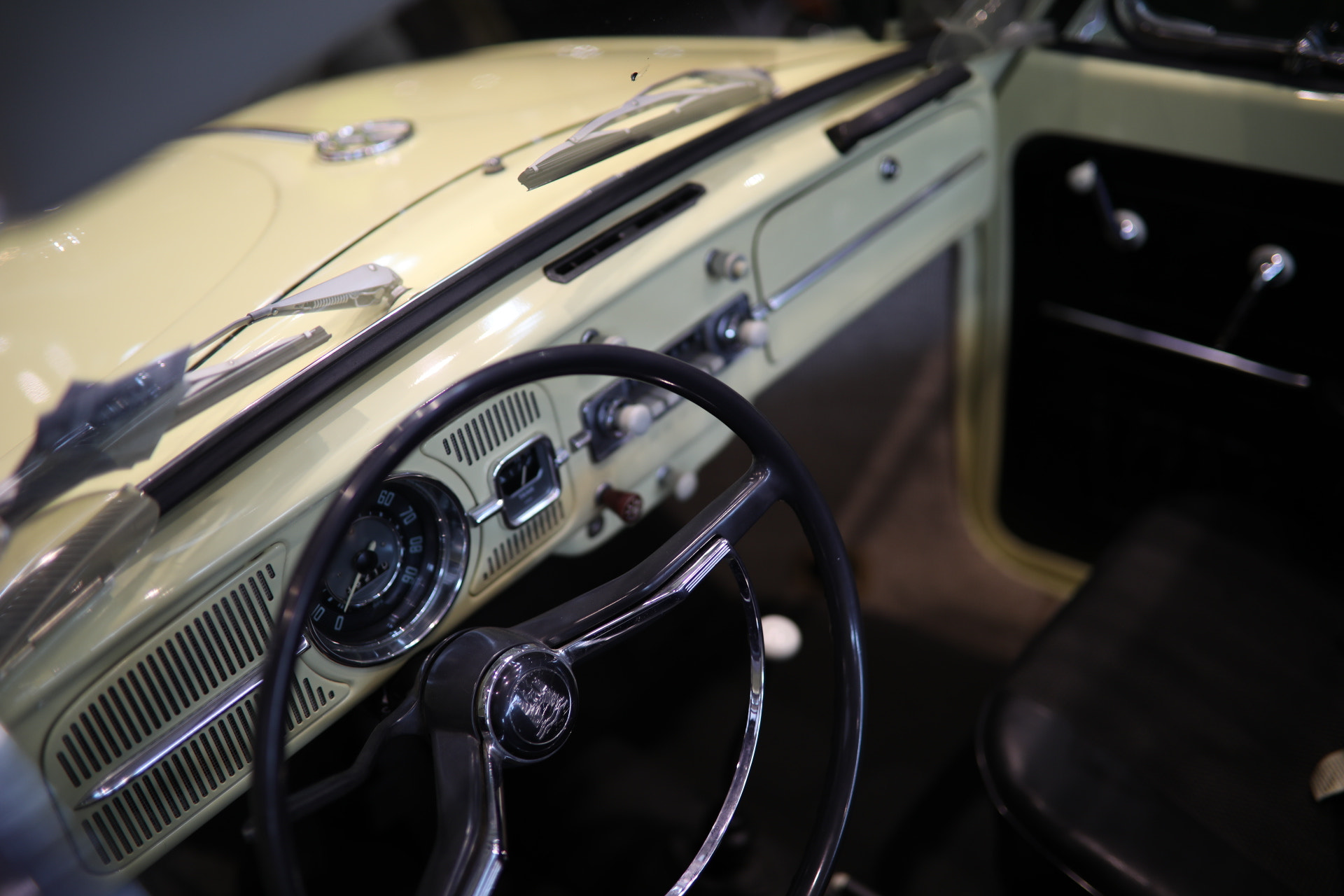Sigma 35mm F1.4 DG HSM Art sample photo. Retroclassic photography