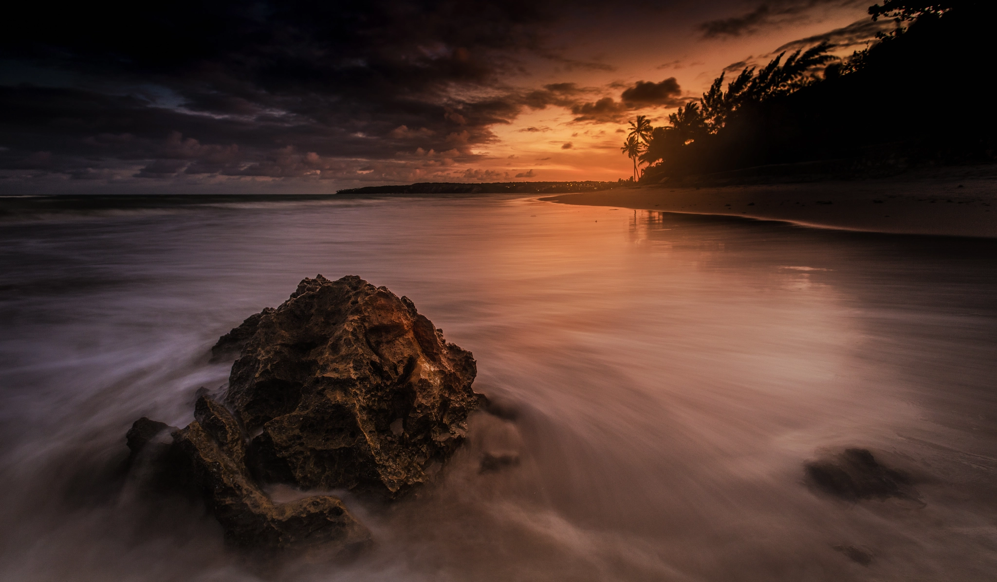 Canon EF 16-35mm F2.8L II USM sample photo. The last light photography