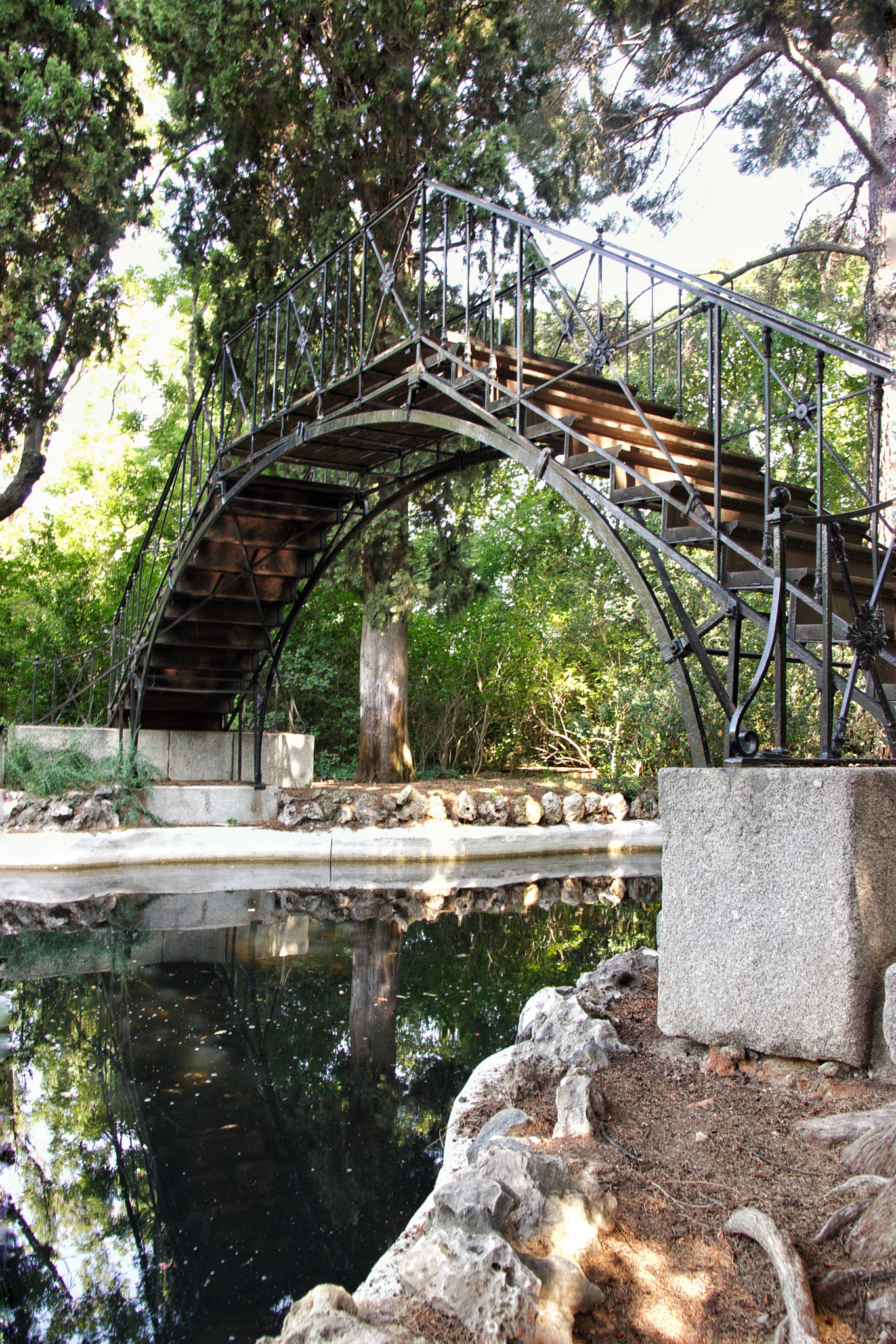 Canon 17-50mm sample photo. Parque de el capricho, madrid photography