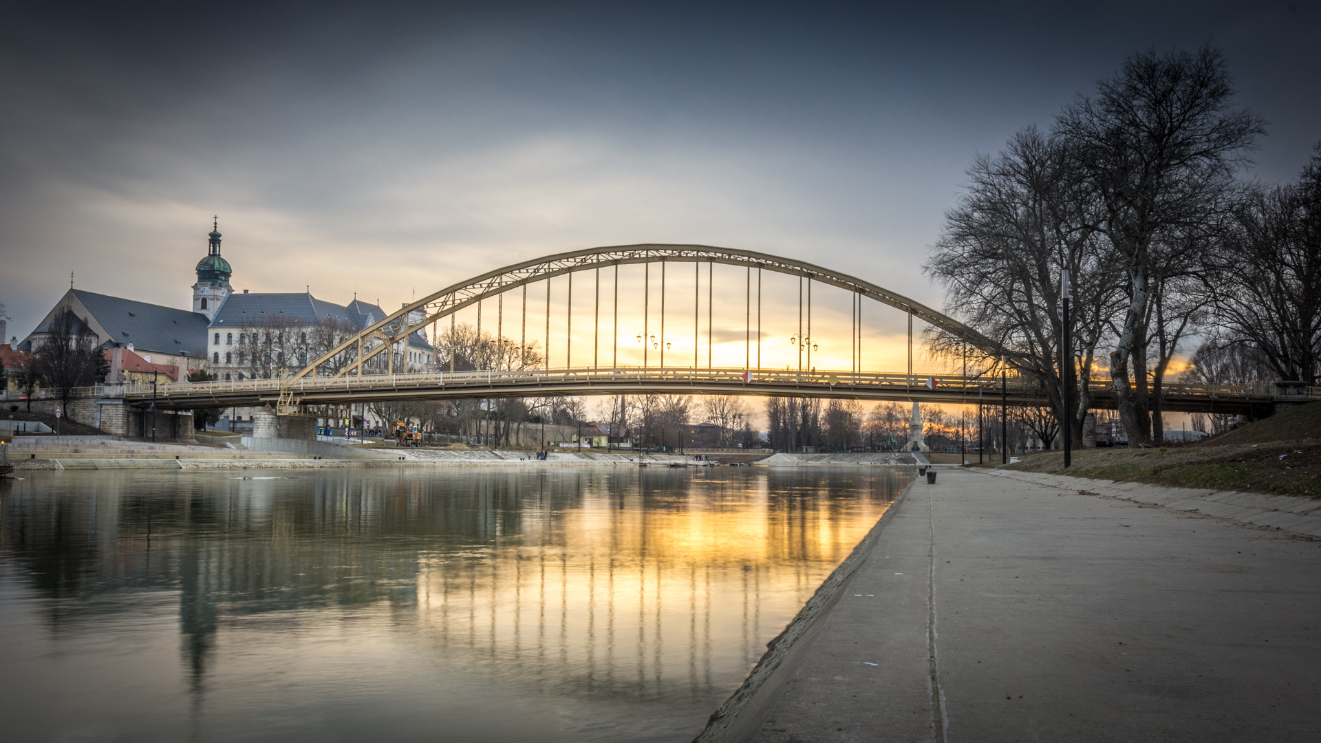 Nikon D7200 sample photo. Bridge photography