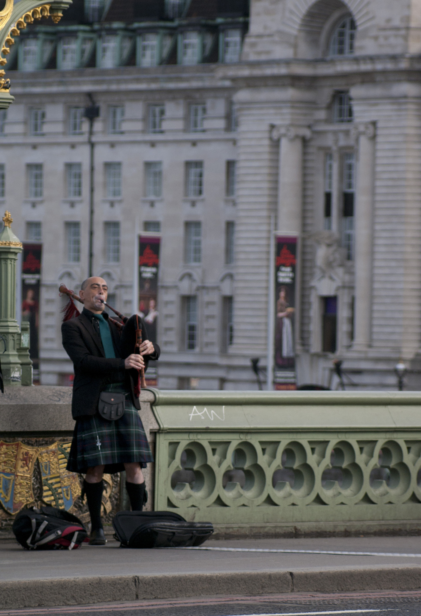 Sony 75-300mm F4.5-5.6 sample photo. Trip to london photography