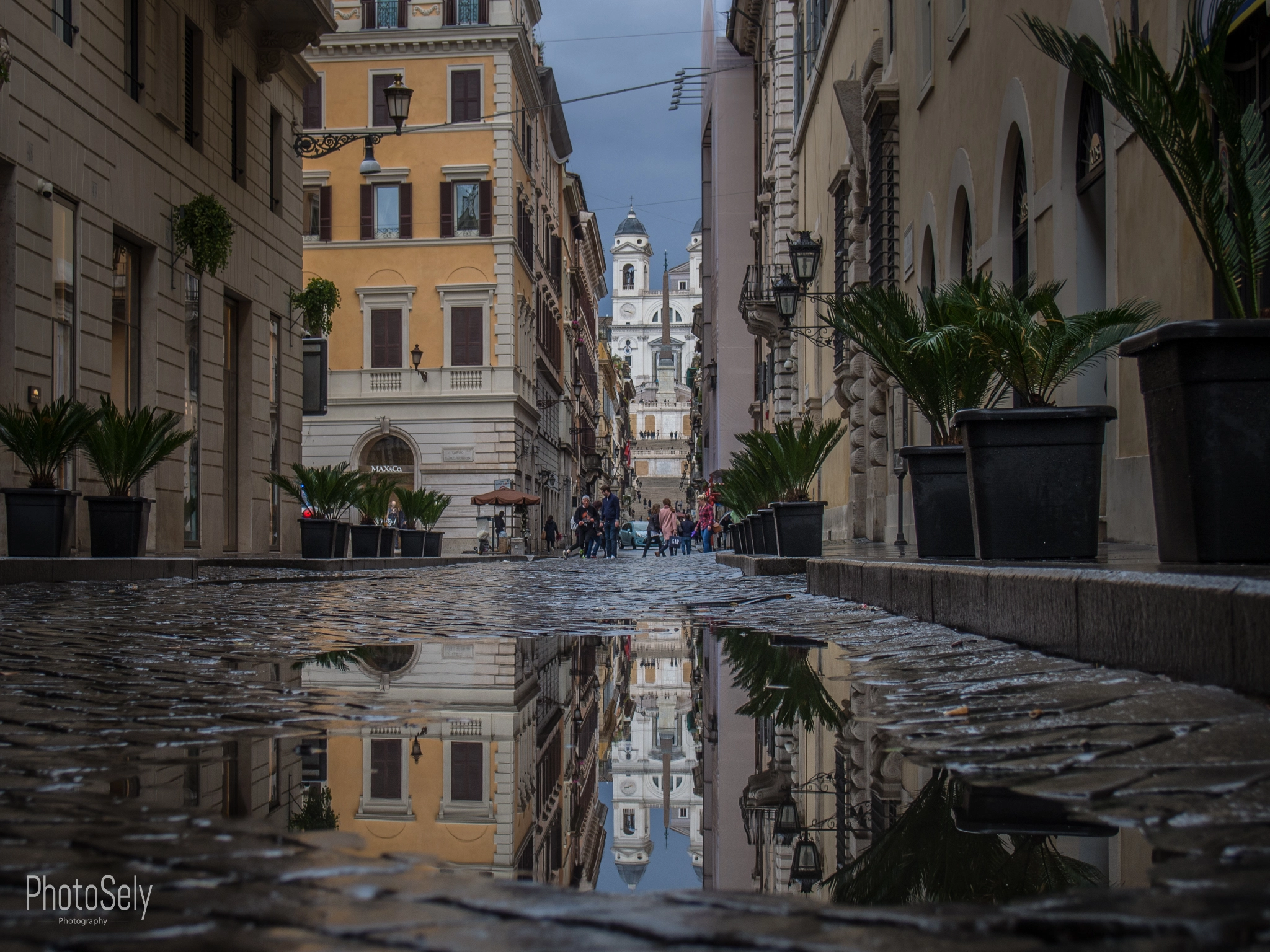 Olympus PEN E-PL5 sample photo. Piazza di spagna photography