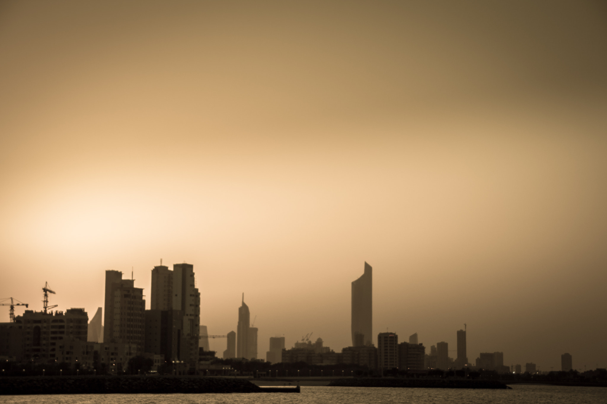 Sigma 18-250mm F3.5-6.3 DC OS HSM sample photo. Gold-plated kuwait  photography