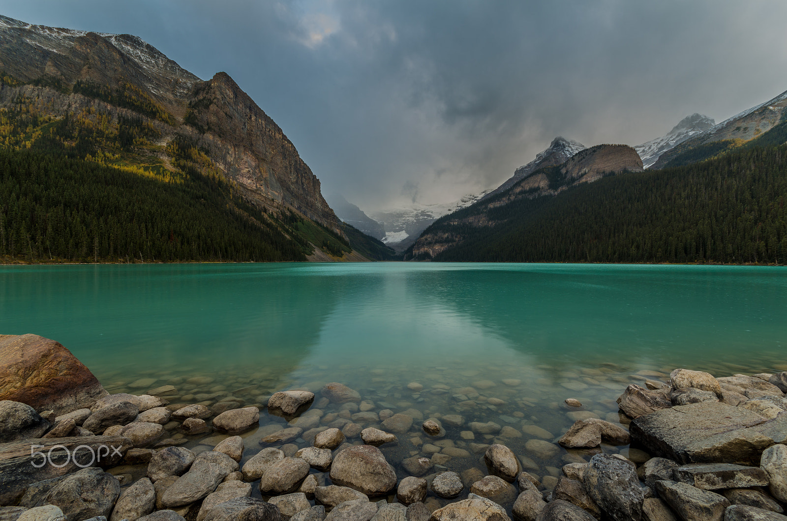 Pentax K-5 IIs + Sigma AF 10-20mm F4-5.6 EX DC sample photo. Lake louise photography