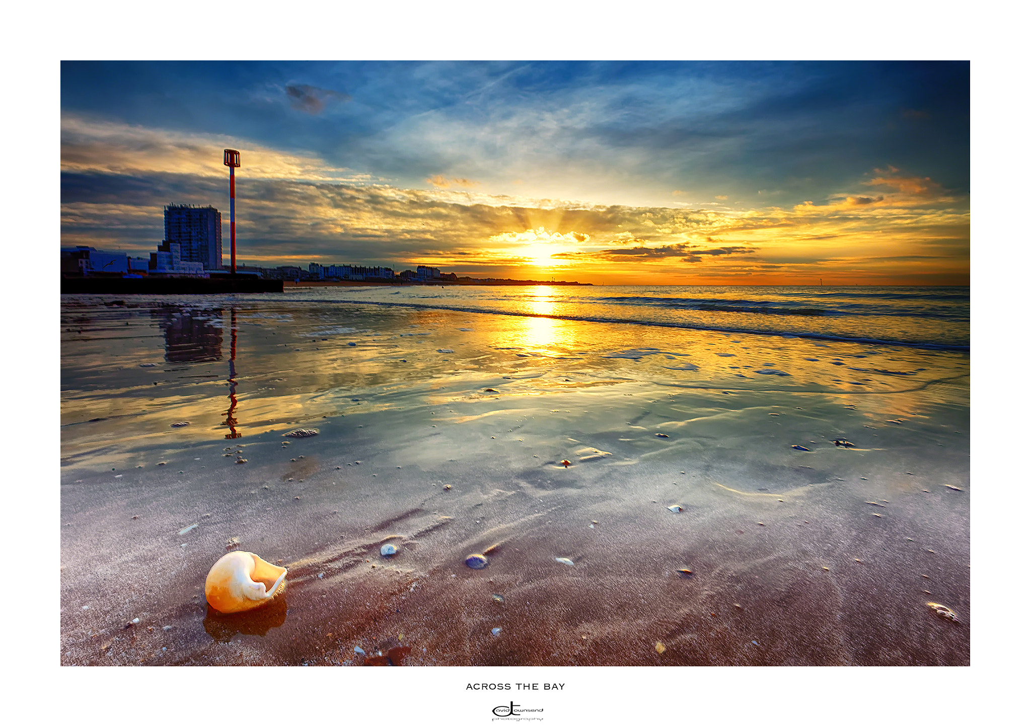 Canon EF 16-35mm F4L IS USM sample photo. Across the bay  photography